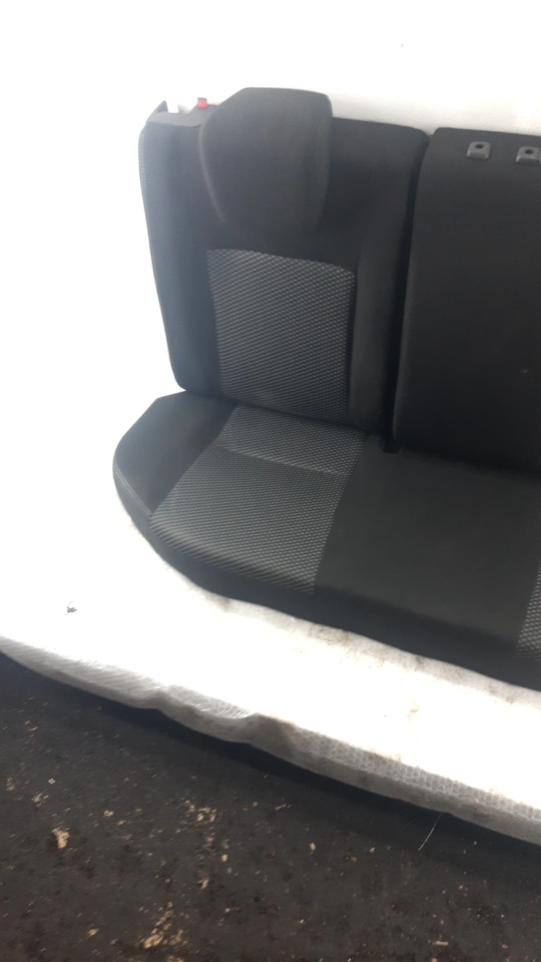 Cerradura asientos traseros SUZUKI VITARA 3