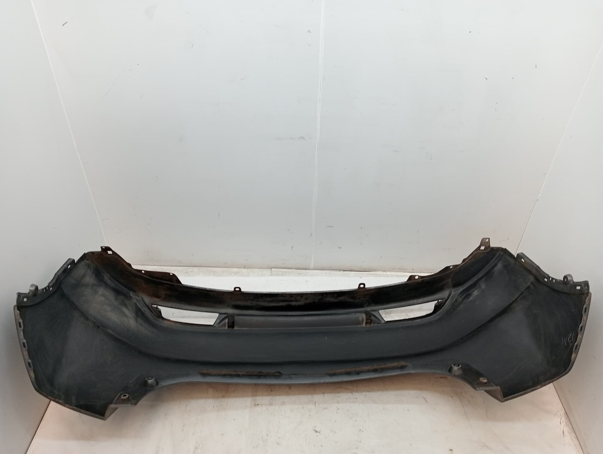 Paragolpes trasero HONDA CIVIC TOURER (FK) 3