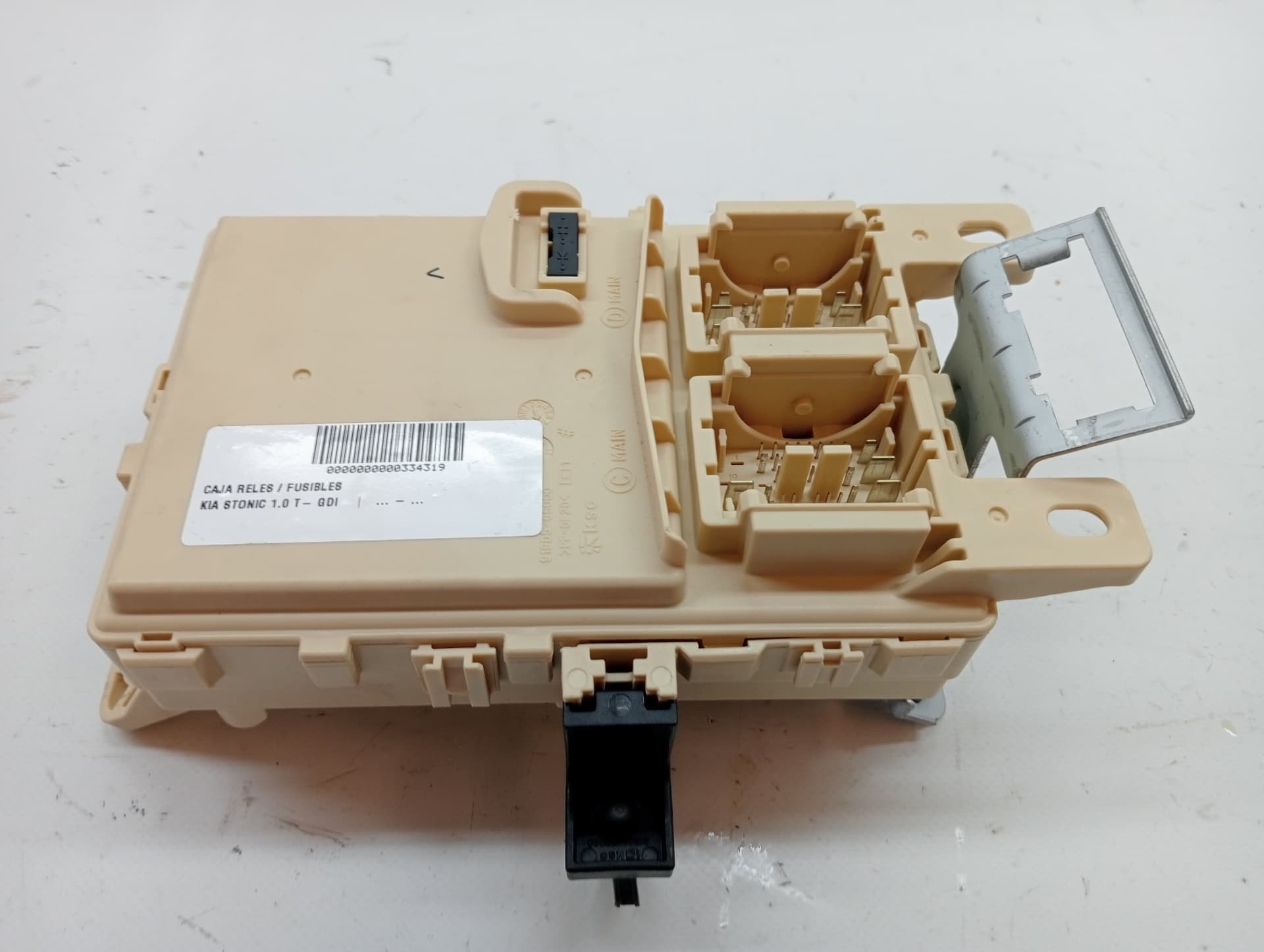 Caja reles / fusibles KIA STONIC