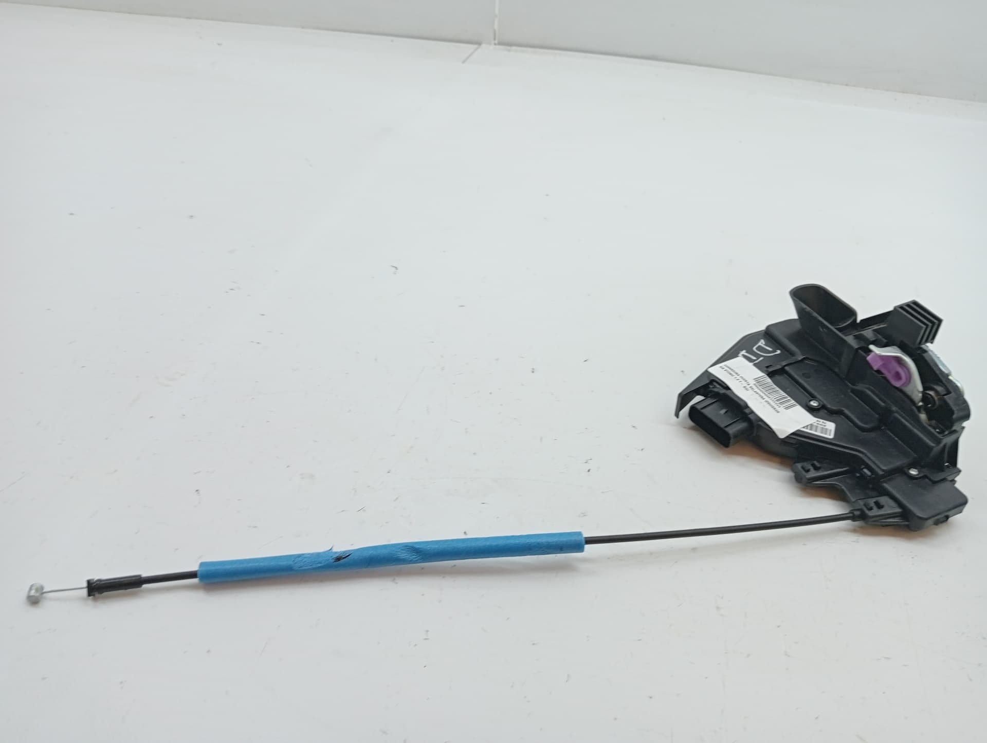 Cerradura puerta delantera izquierda KIA STONIC