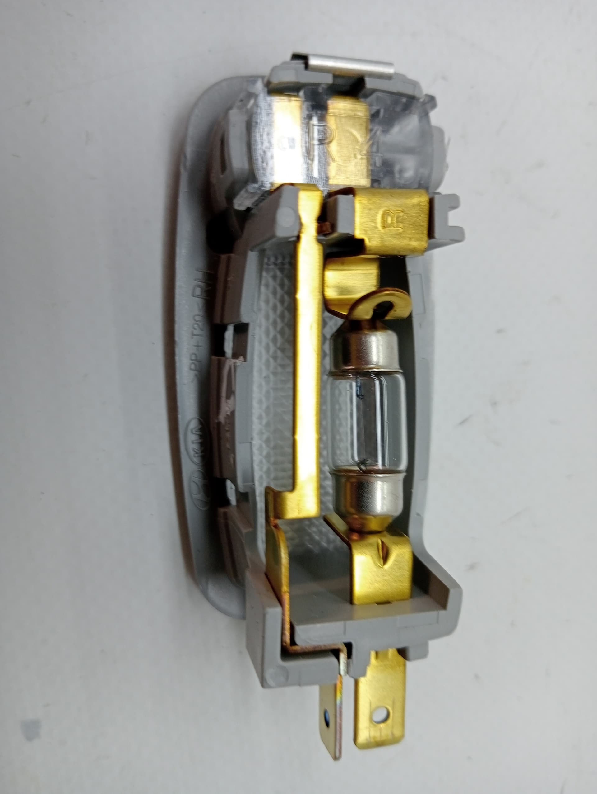 Luz interior KIA STONIC 3