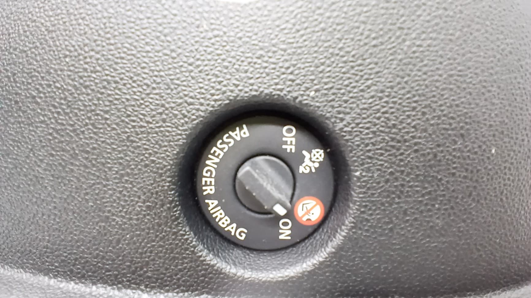 Recambio RENAULT TALISMAN ref. 689200282R 2