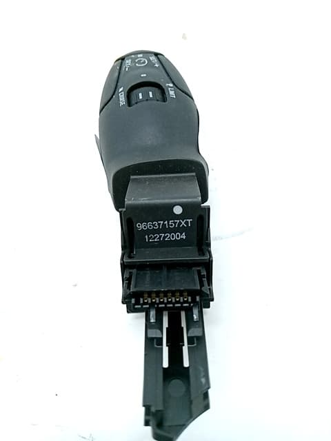 Mando multifuncion PEUGEOT 208 (P2)
