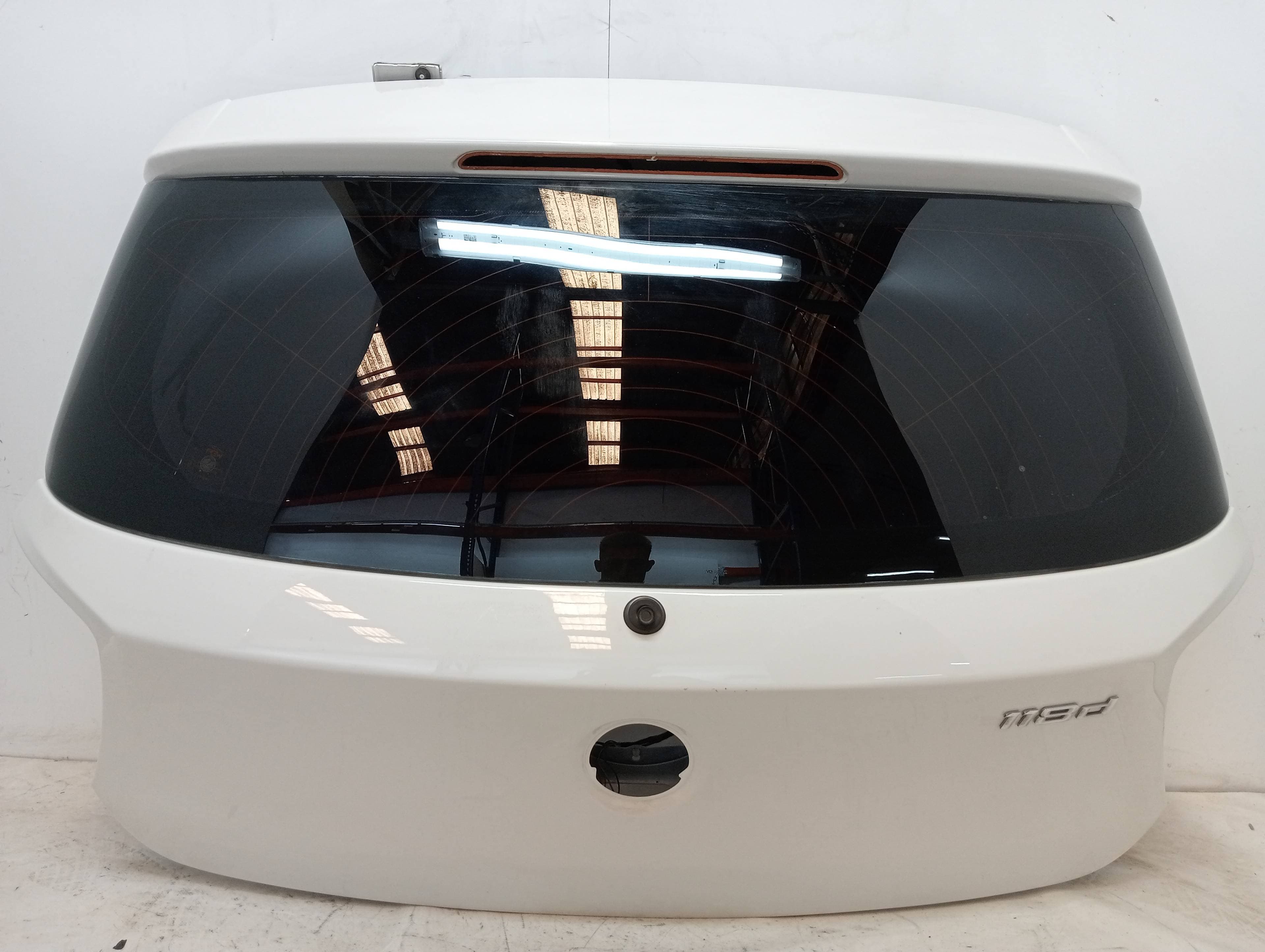 Porton trasero BMW SERIE 1 LIM