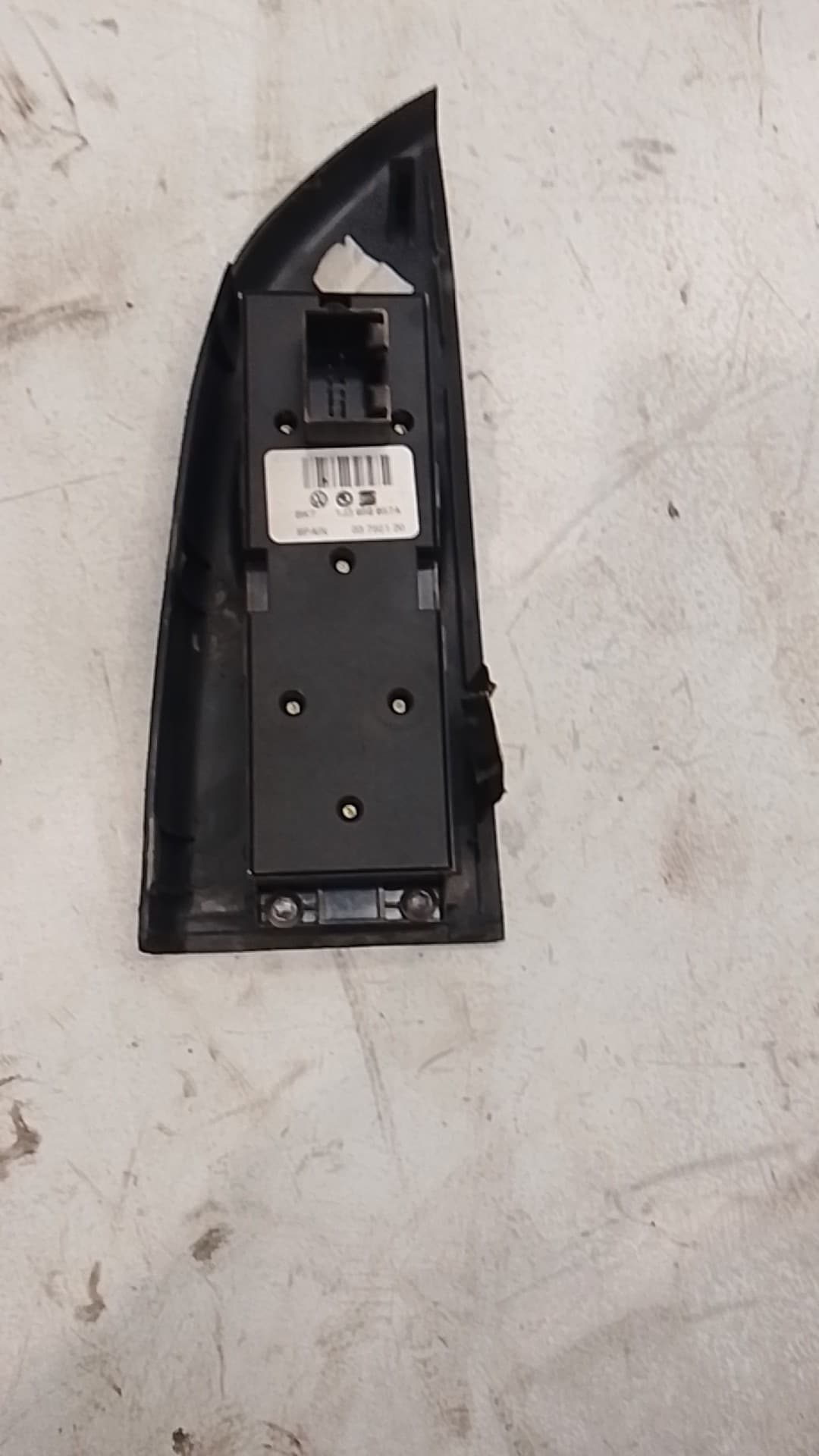 Mando elevalunas delantero izquierdo SKODA FABIA (6Y2/6Y3) 3