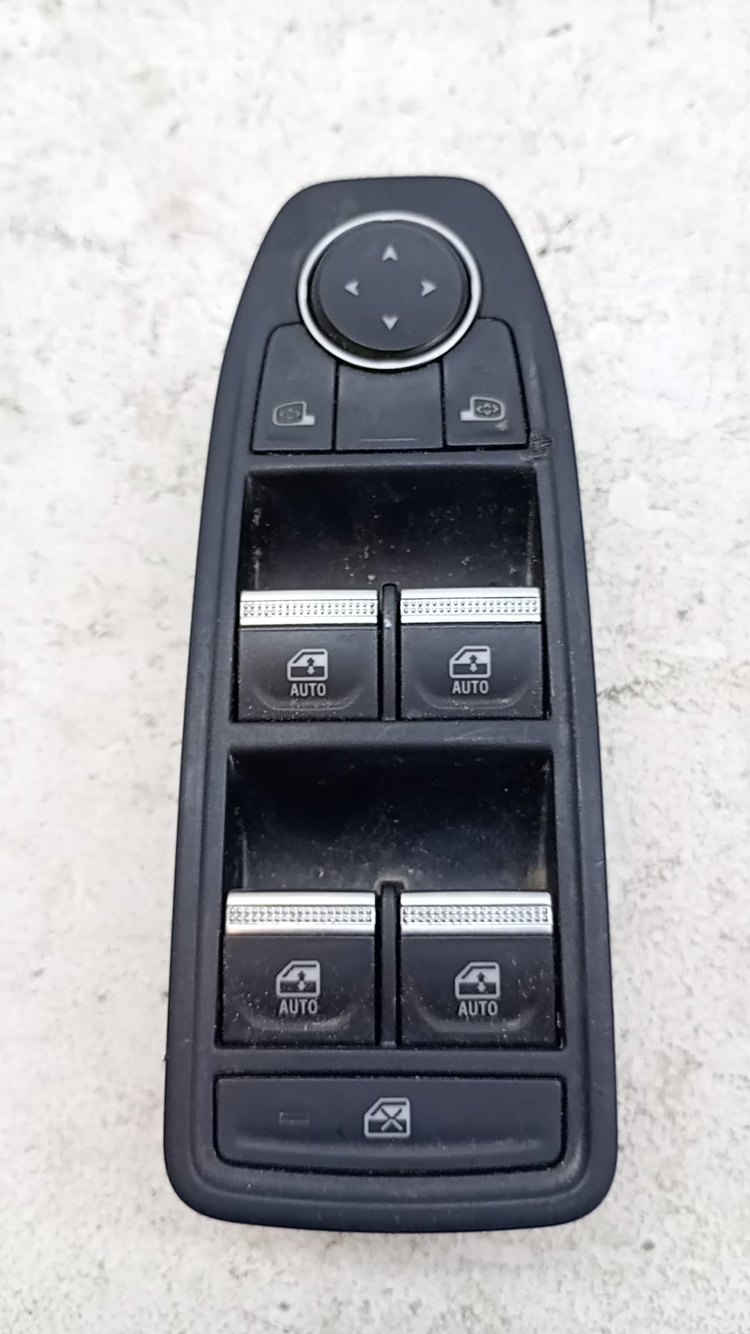 Mando elevalunas delantero izquierdo RENAULT CAPTUR II