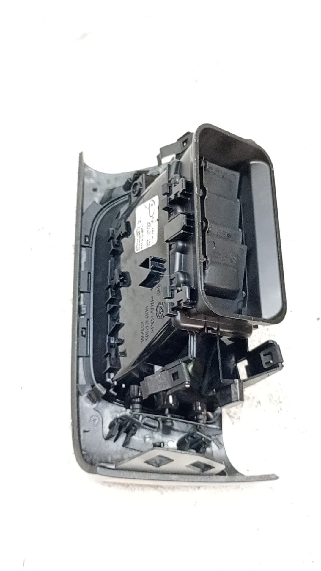 Recambio RENAULT CAPTUR II ref. 687614975R 3