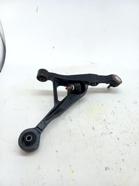 Brazo suspension inferior delantero izquierdo CHRYSLER SEBRING (JR)