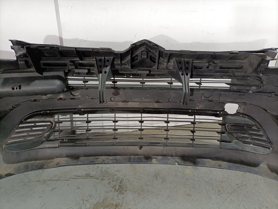 Paragolpes delantero CITROEN C4 PICASSO 4