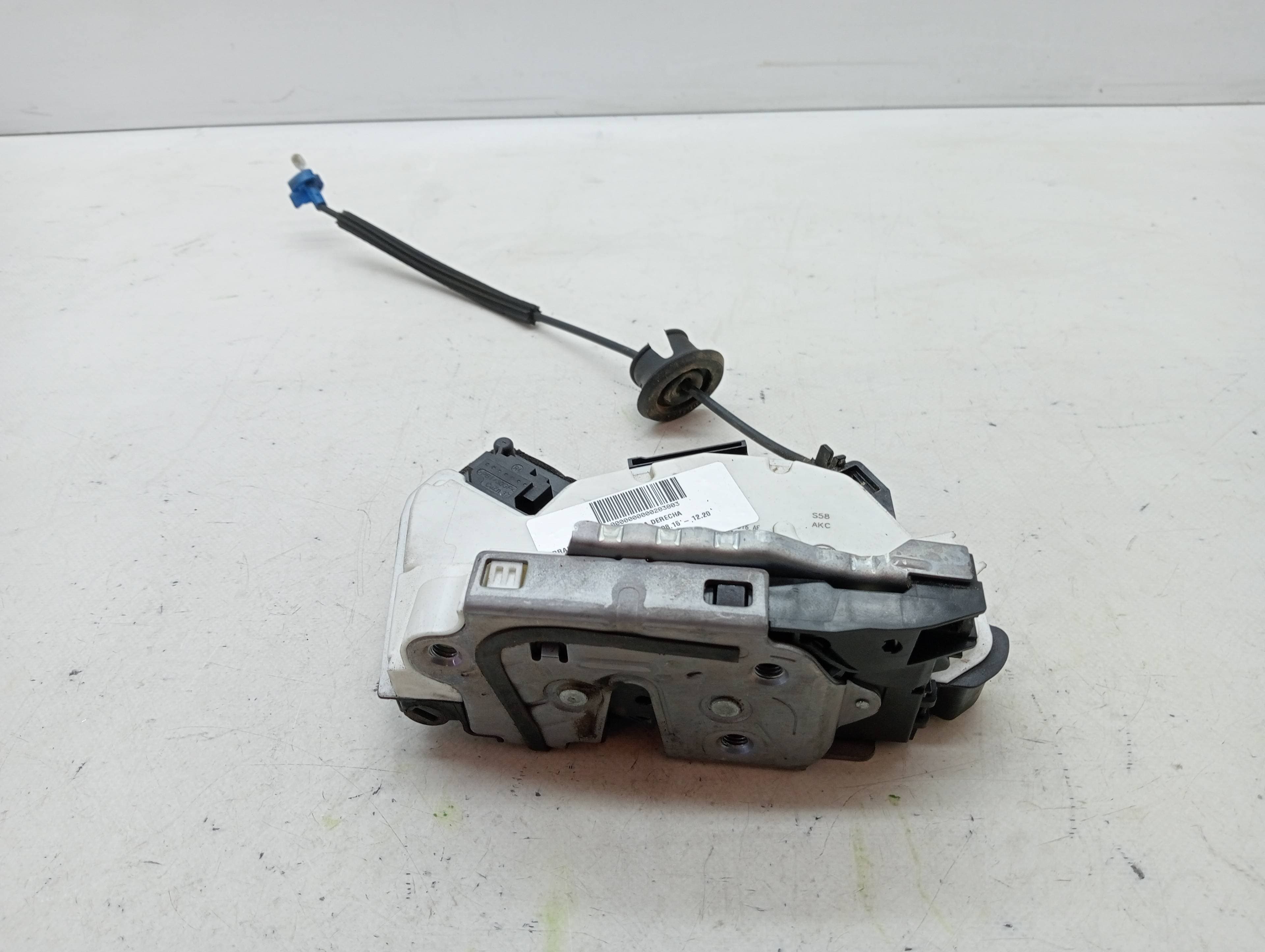 Cerradura puerta trasera derecha SEAT LEON (5F1)