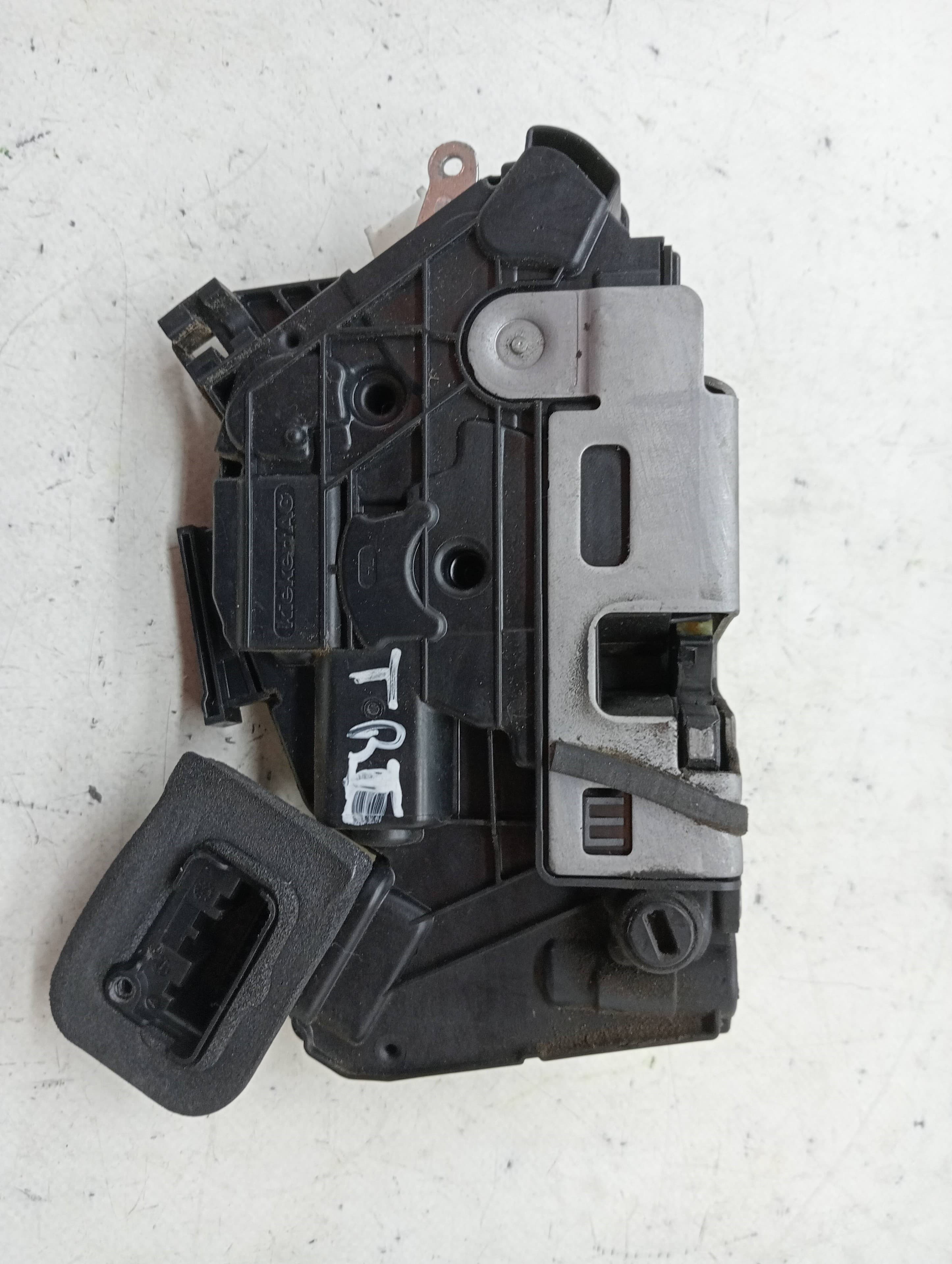 Cerradura puerta trasera izquierda SEAT LEON (5F1) 2