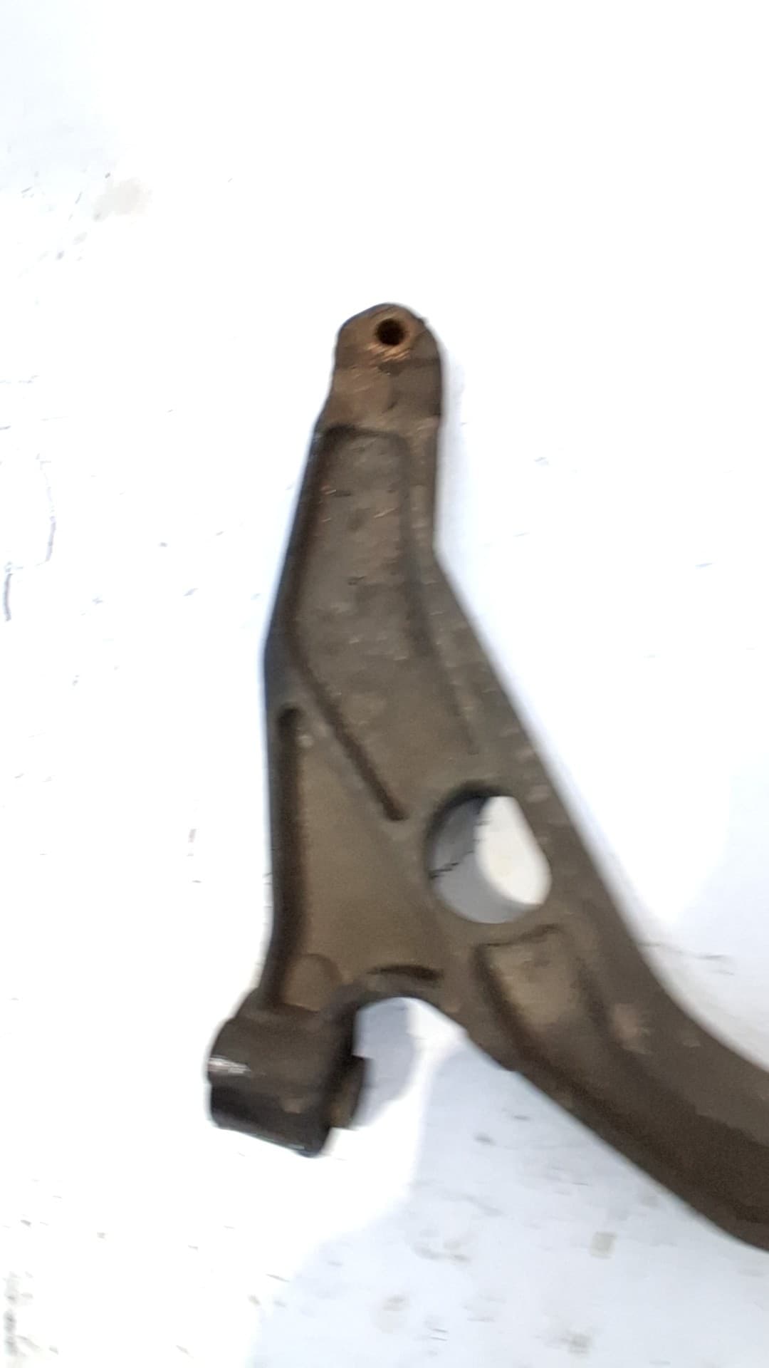 Brazo suspension inferior delantero derecho FIAT FREEMONT (345) 2