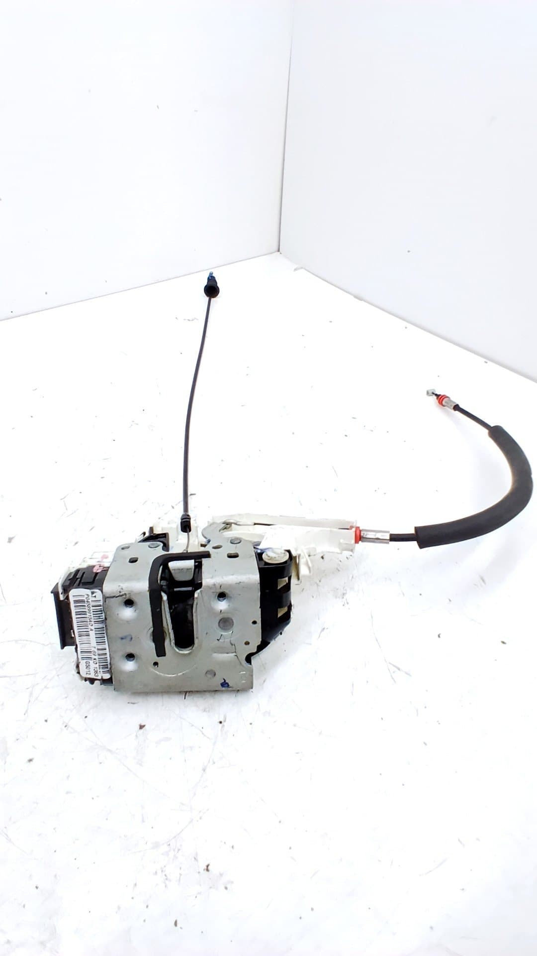 Cerradura puerta trasera izquierda FIAT FREEMONT (345)
