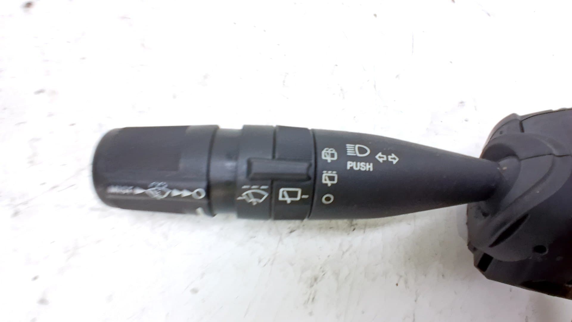 Mando limpia FIAT FREEMONT (345) 3
