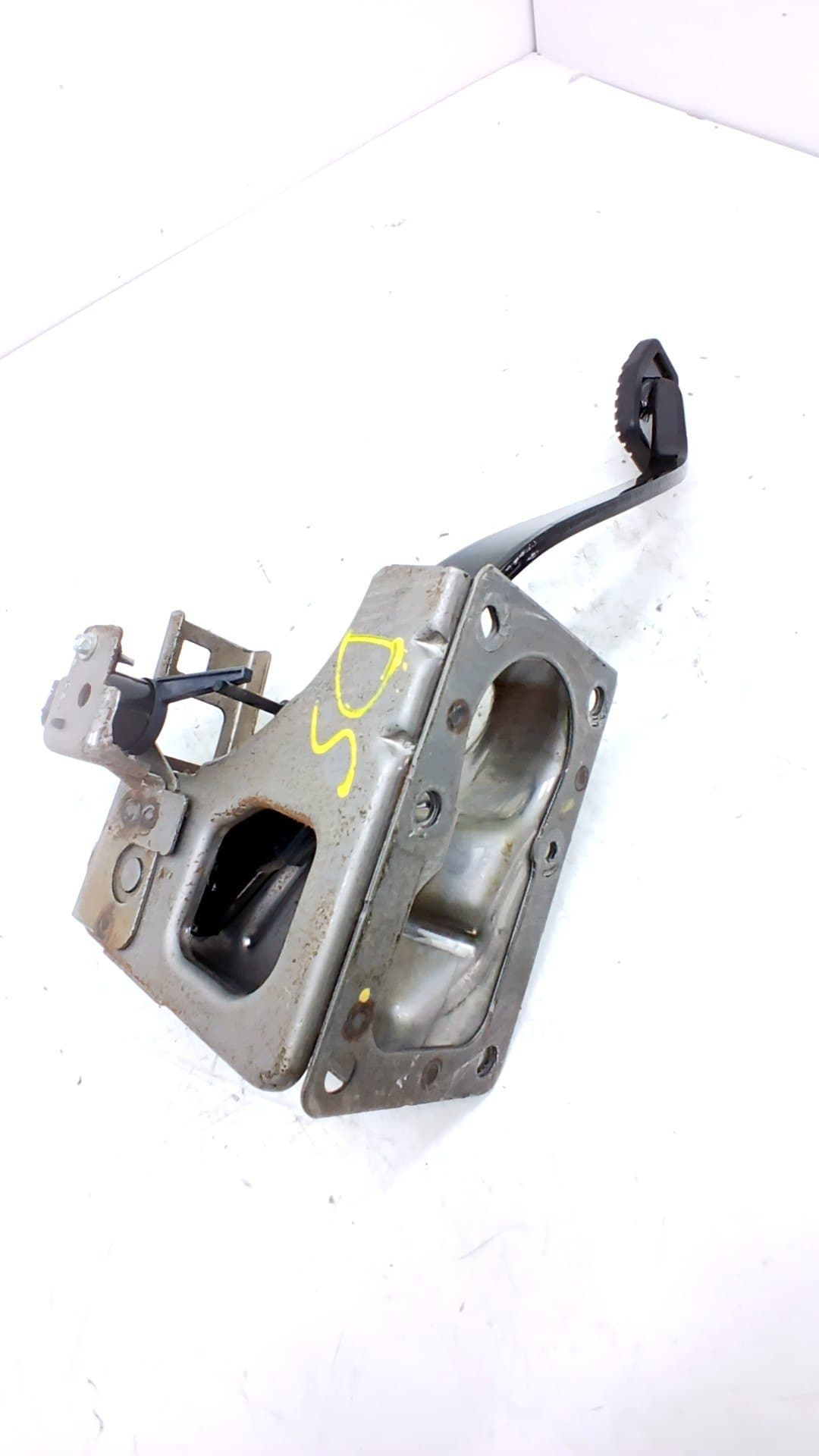 Pedal freno FIAT FREEMONT (345) 2