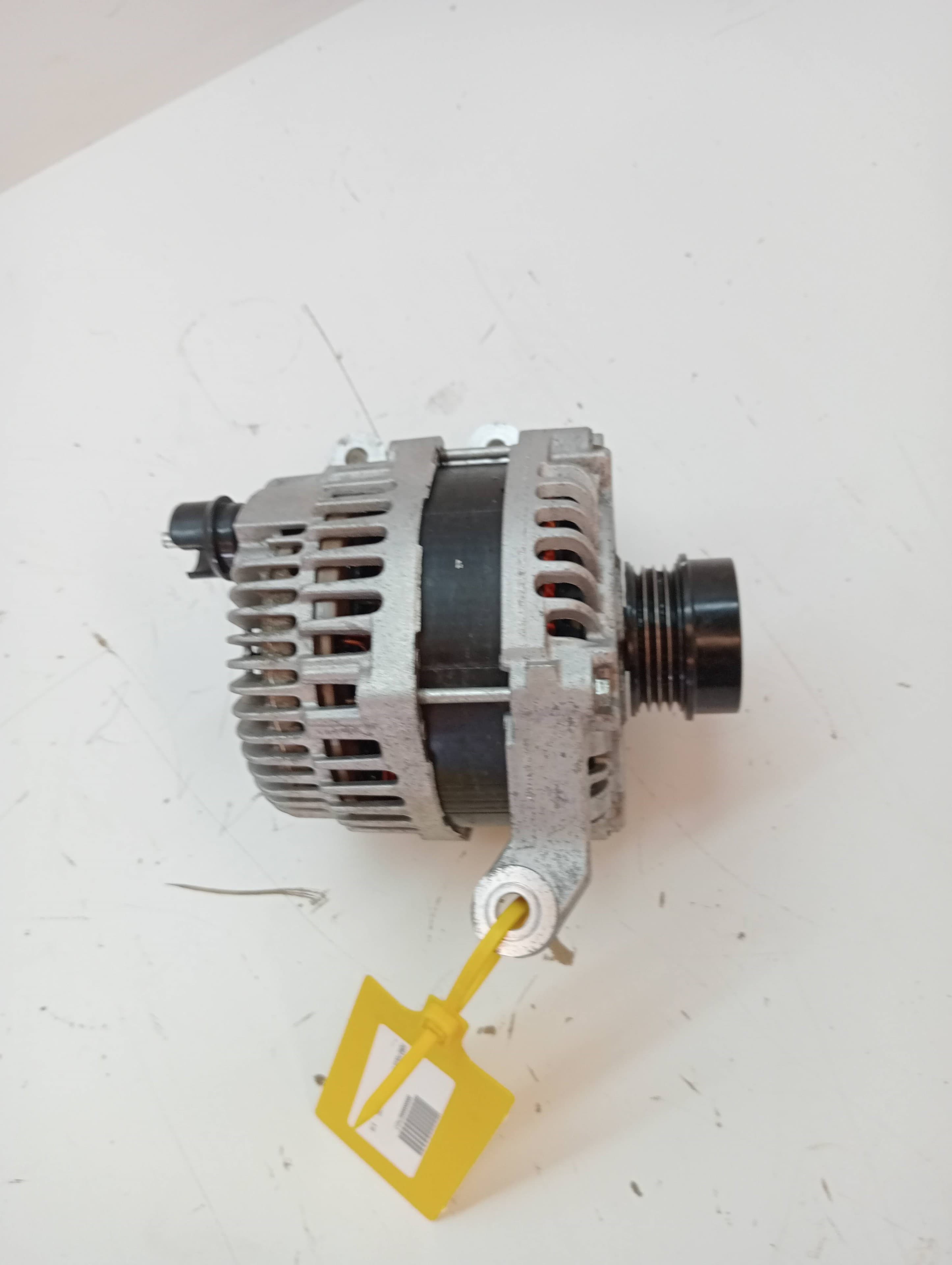 Alternador FORD FOCUS LIM 2