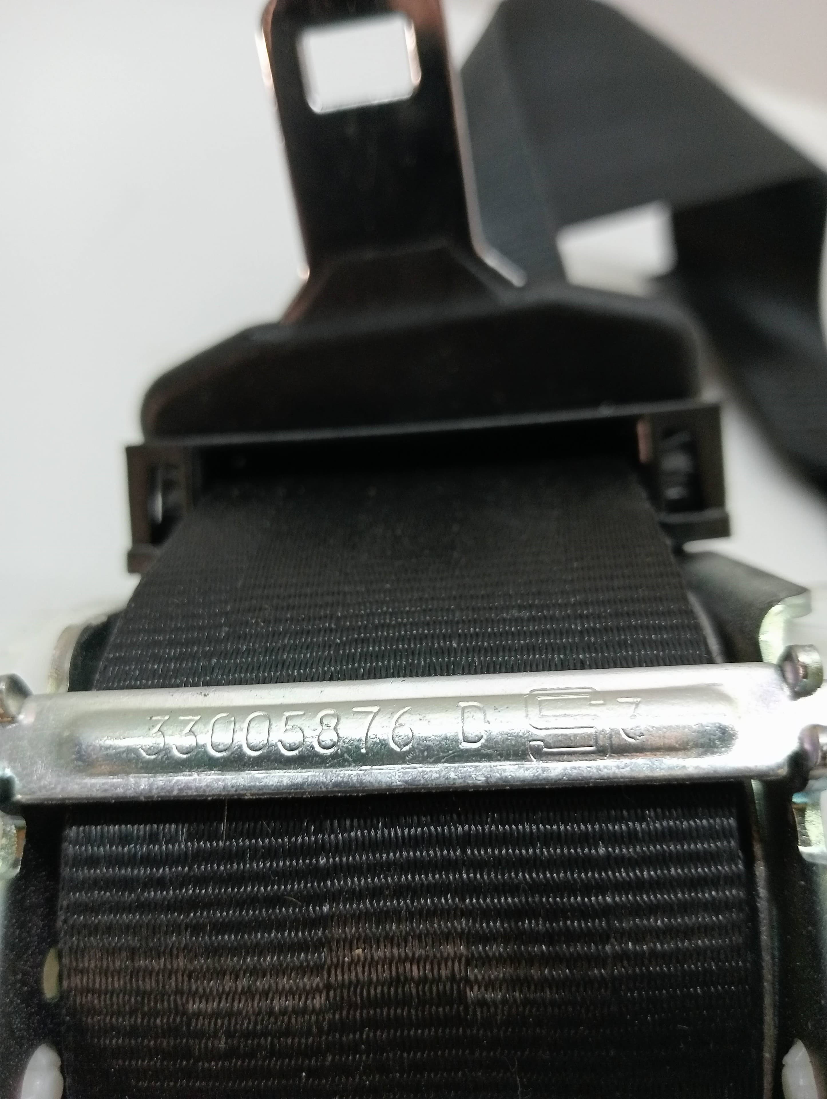 Cinturon seguridad trasero derecho FORD FOCUS LIM 2