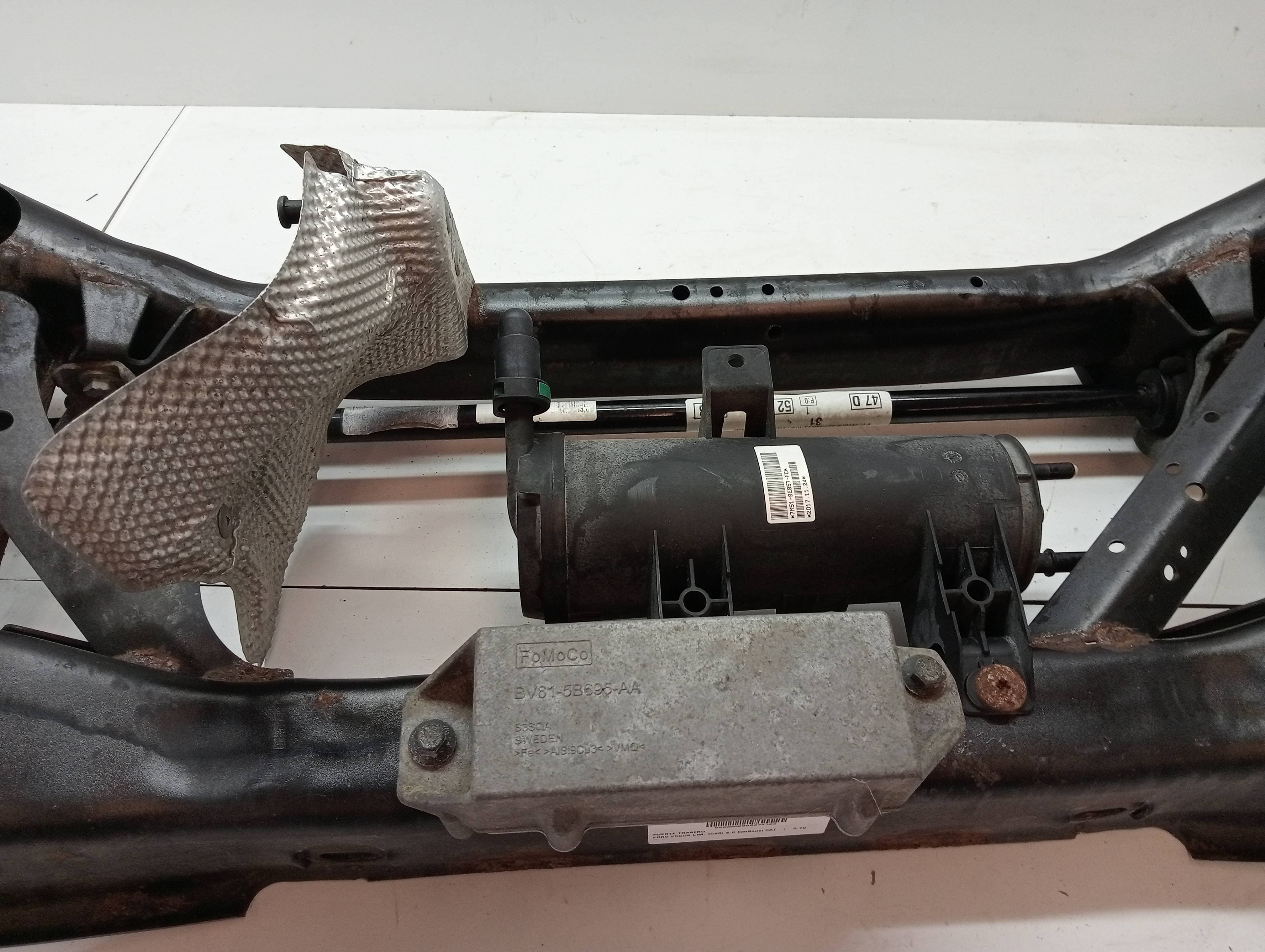 Puente trasero FORD FOCUS LIM 2