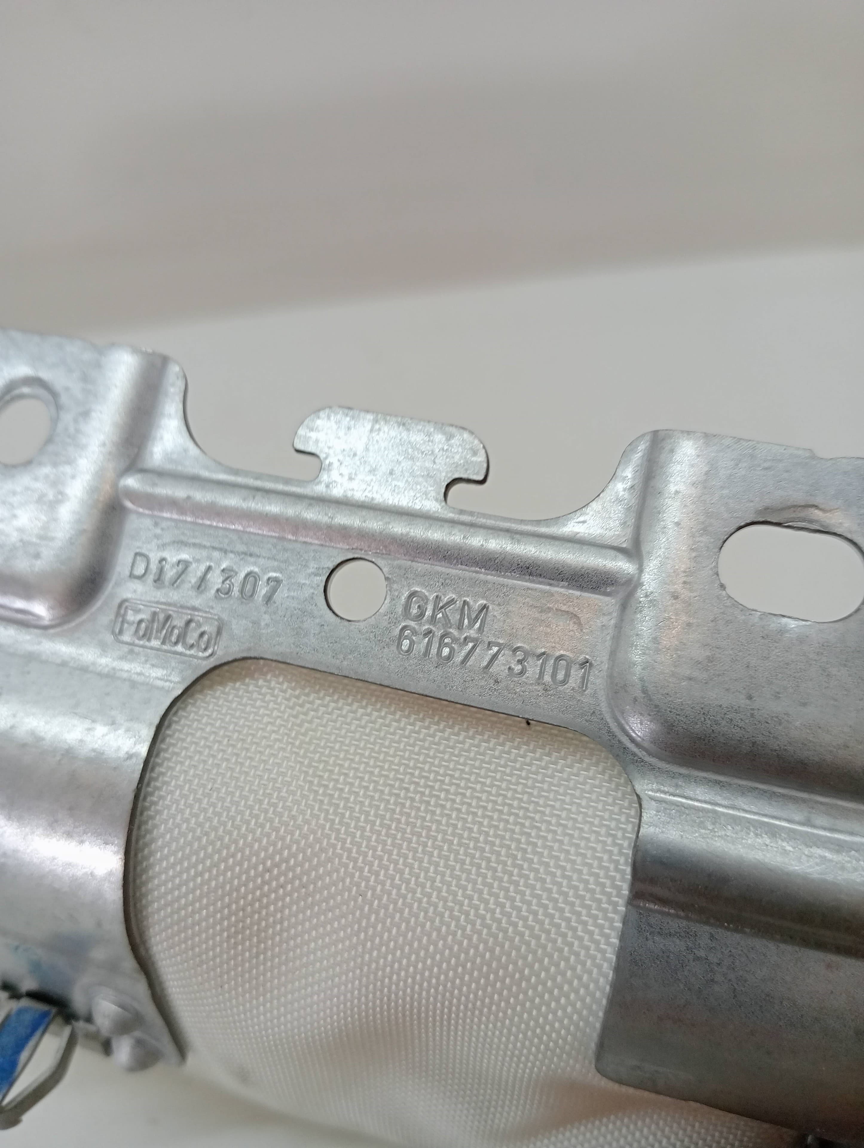 Airbag cortina delantero izquierdo FORD FOCUS LIM 3