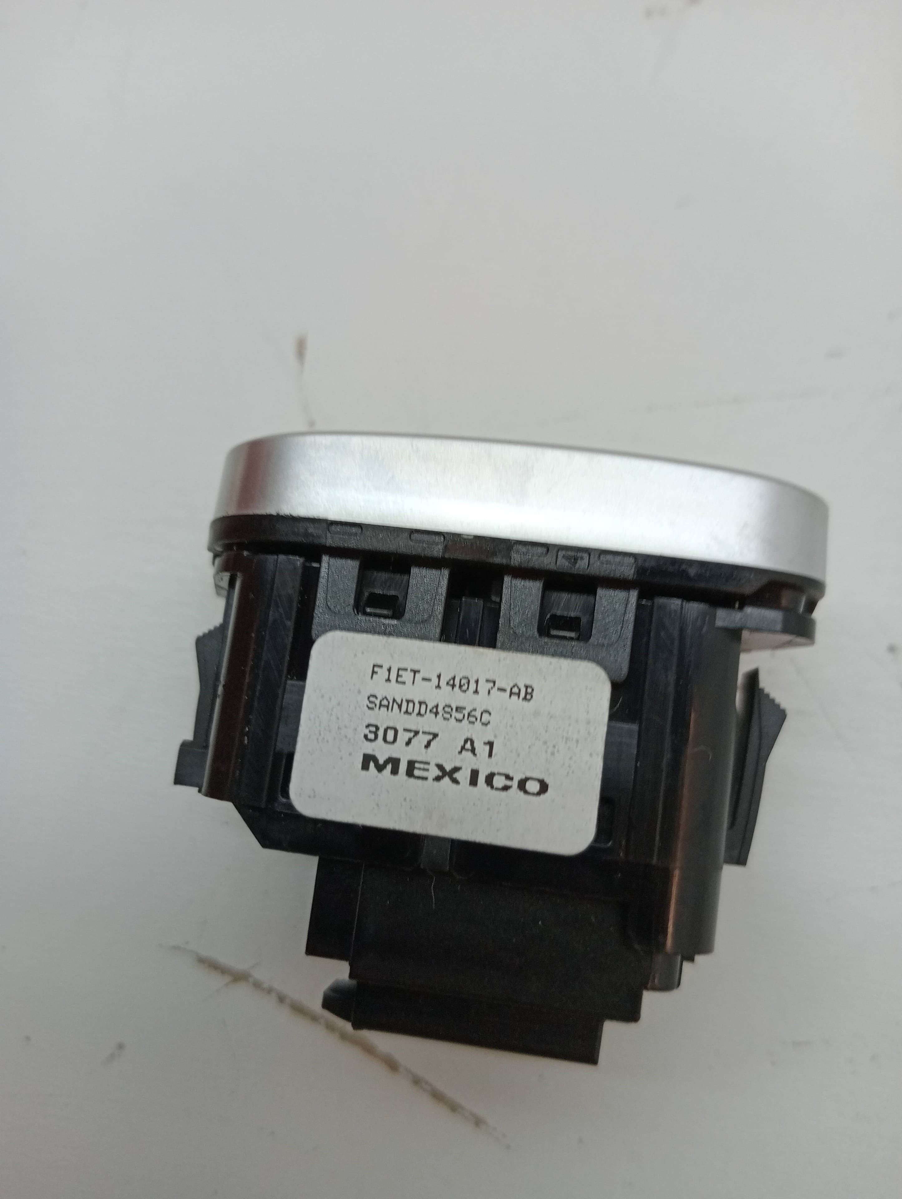 Mando multifuncion FORD FOCUS LIM 3