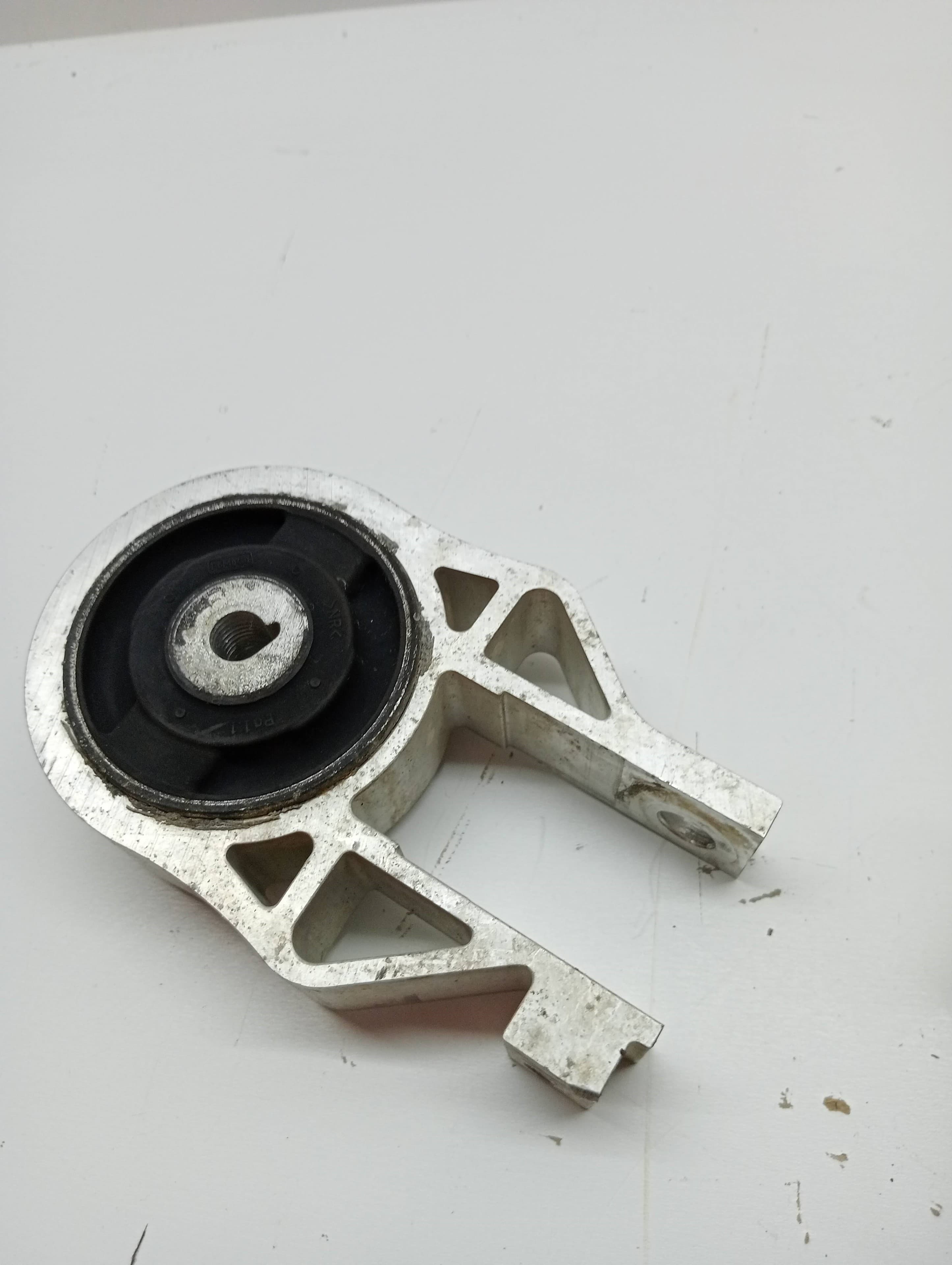 Soporte motor trasero FORD FOCUS LIM 3