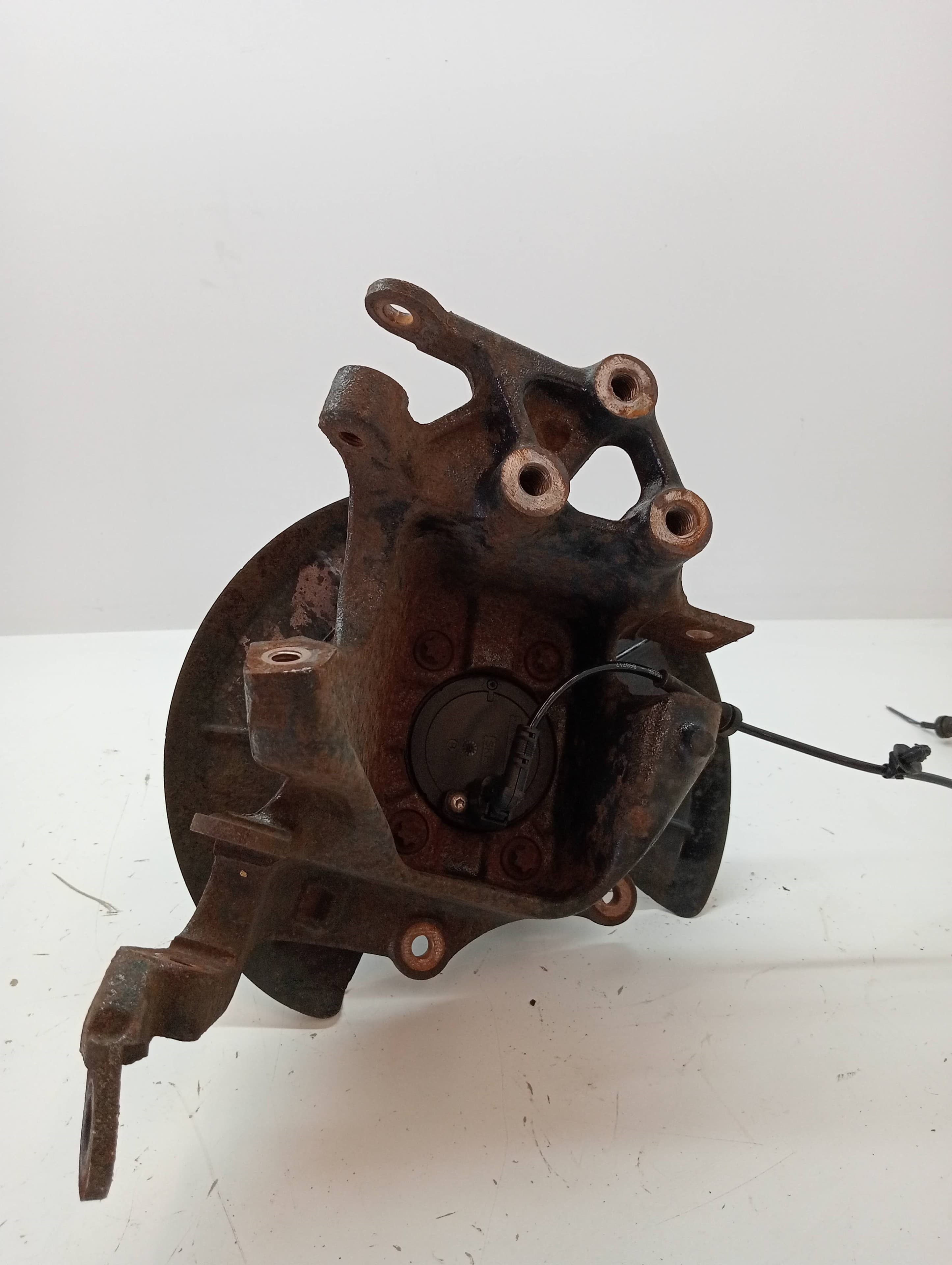 Mangueta trasera derecha FORD FOCUS LIM 2