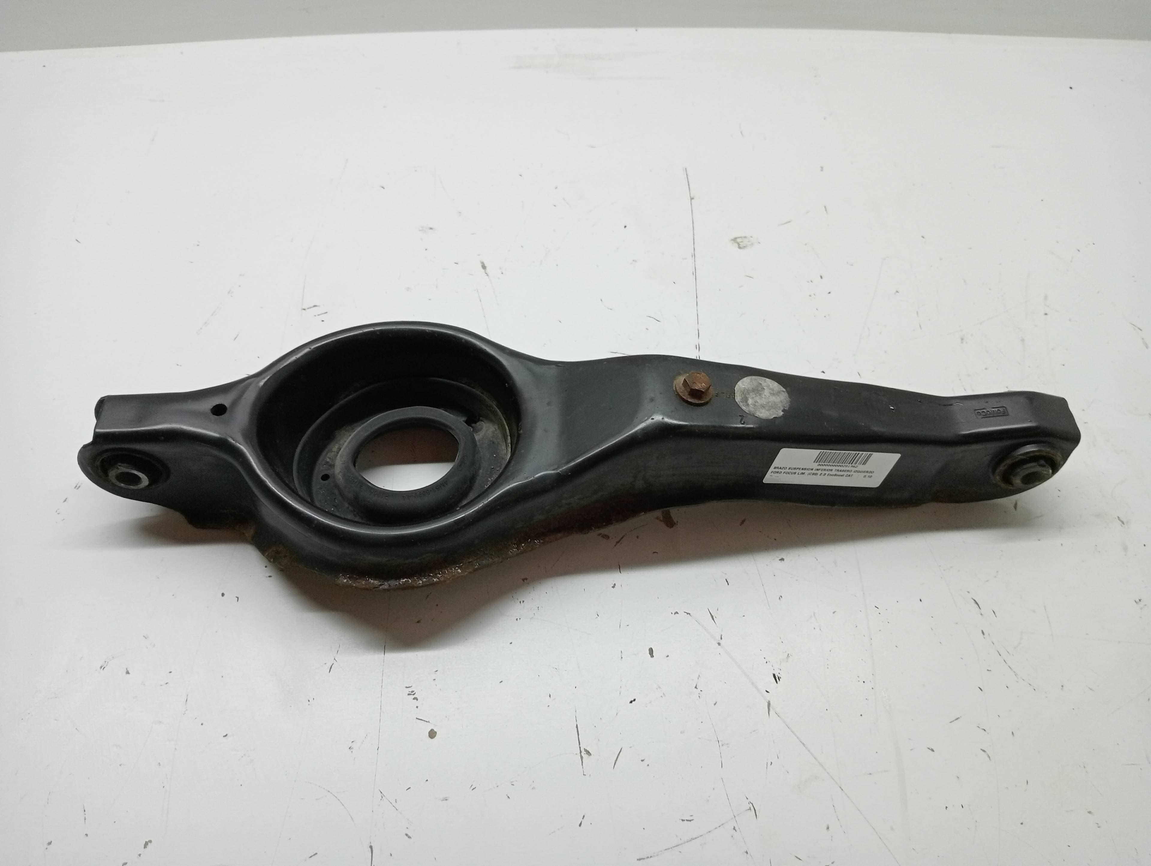 Brazo suspension inferior trasero izquierdo FORD FOCUS LIM