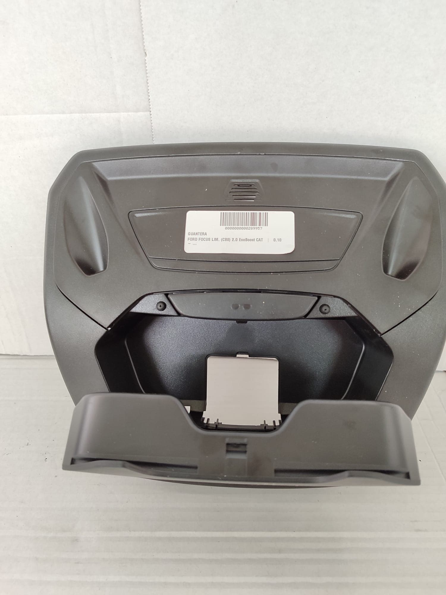 Guantera FORD FOCUS LIM 3
