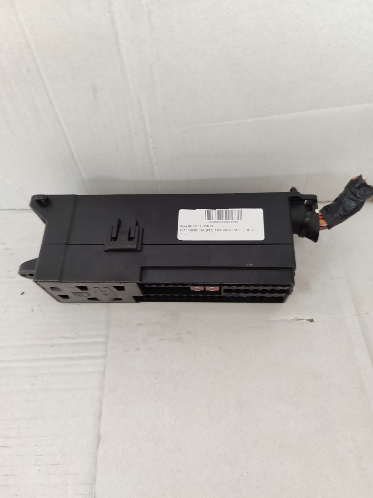 Caja reles / fusibles FORD FOCUS LIM 2