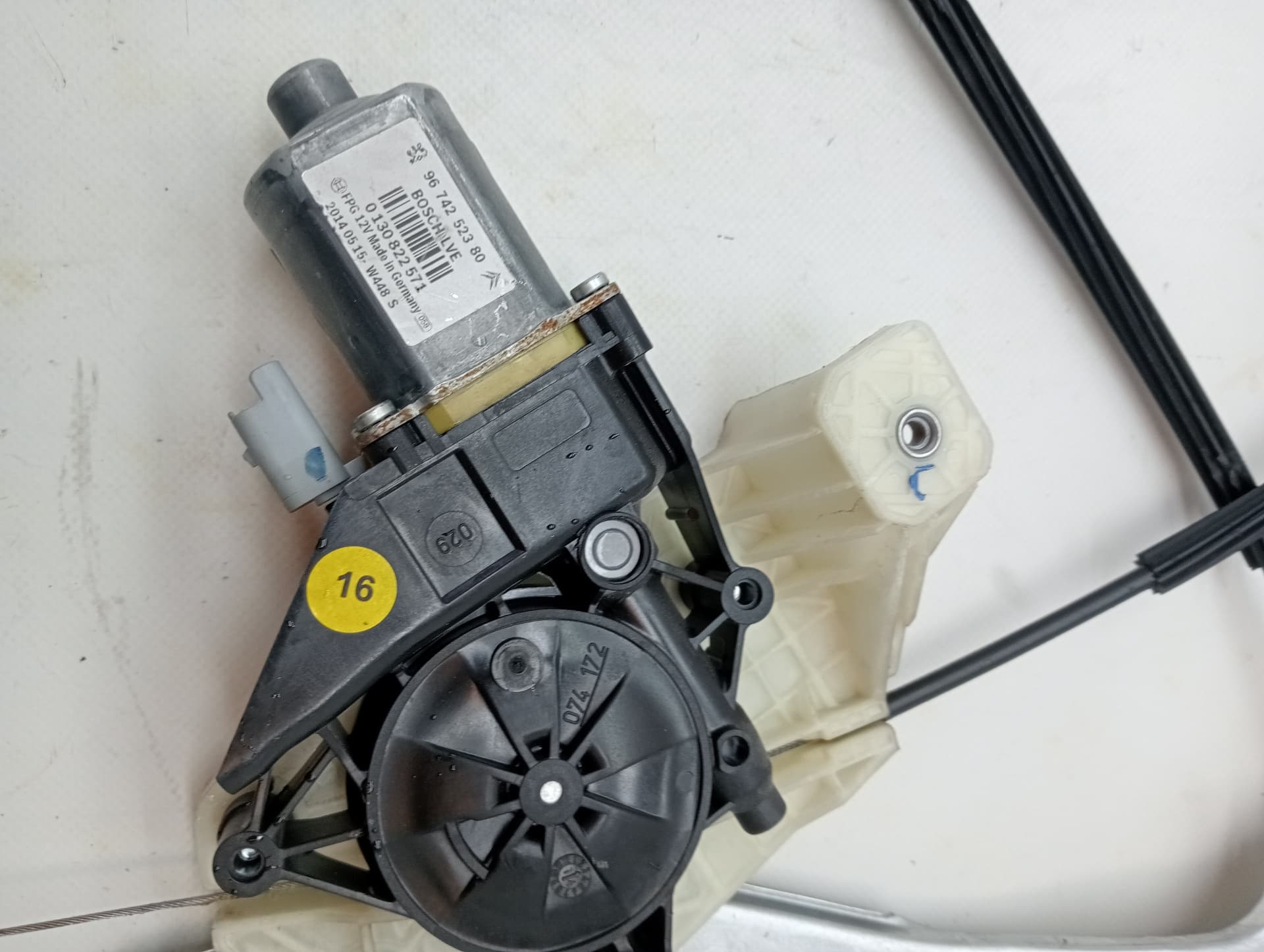 Elevalunas delantero izquierdo CITROEN C4 CACTUS 3