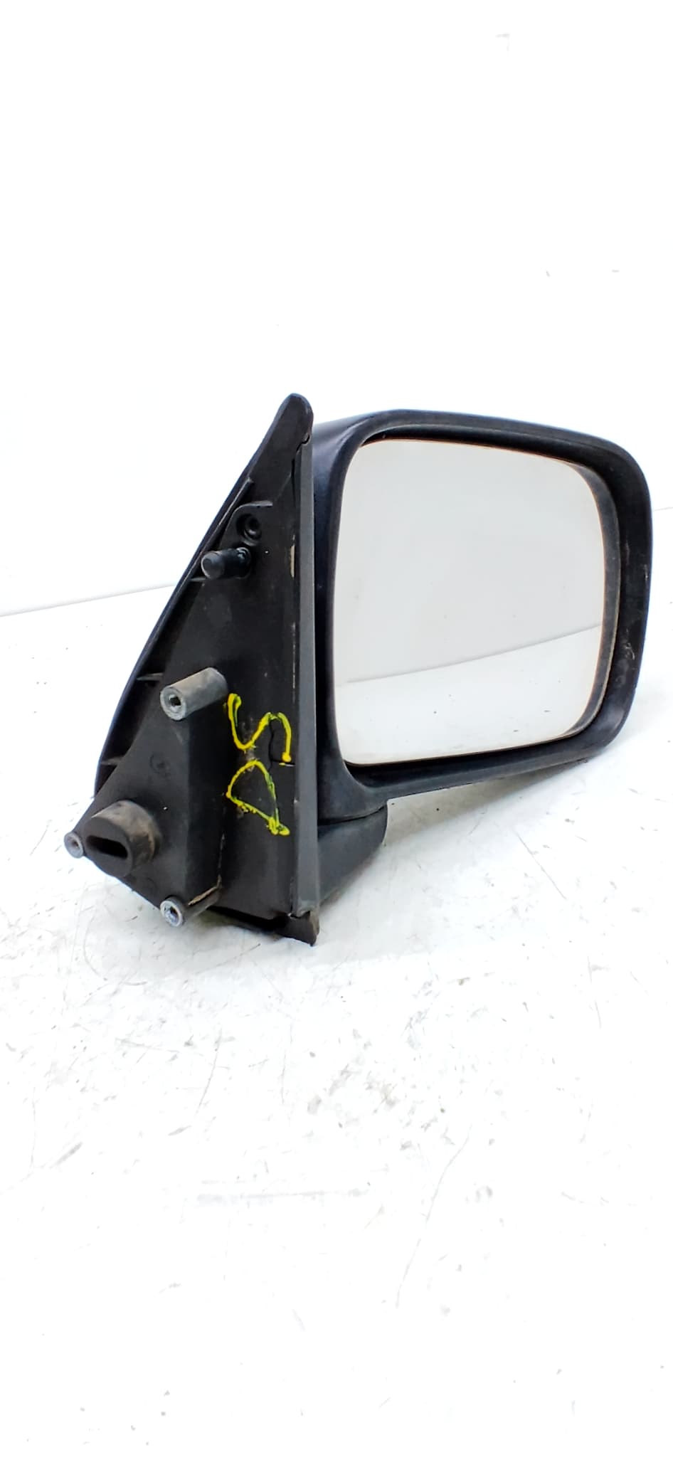Retrovisor derecho NISSAN TERRANO/TERRANO.II (R20)