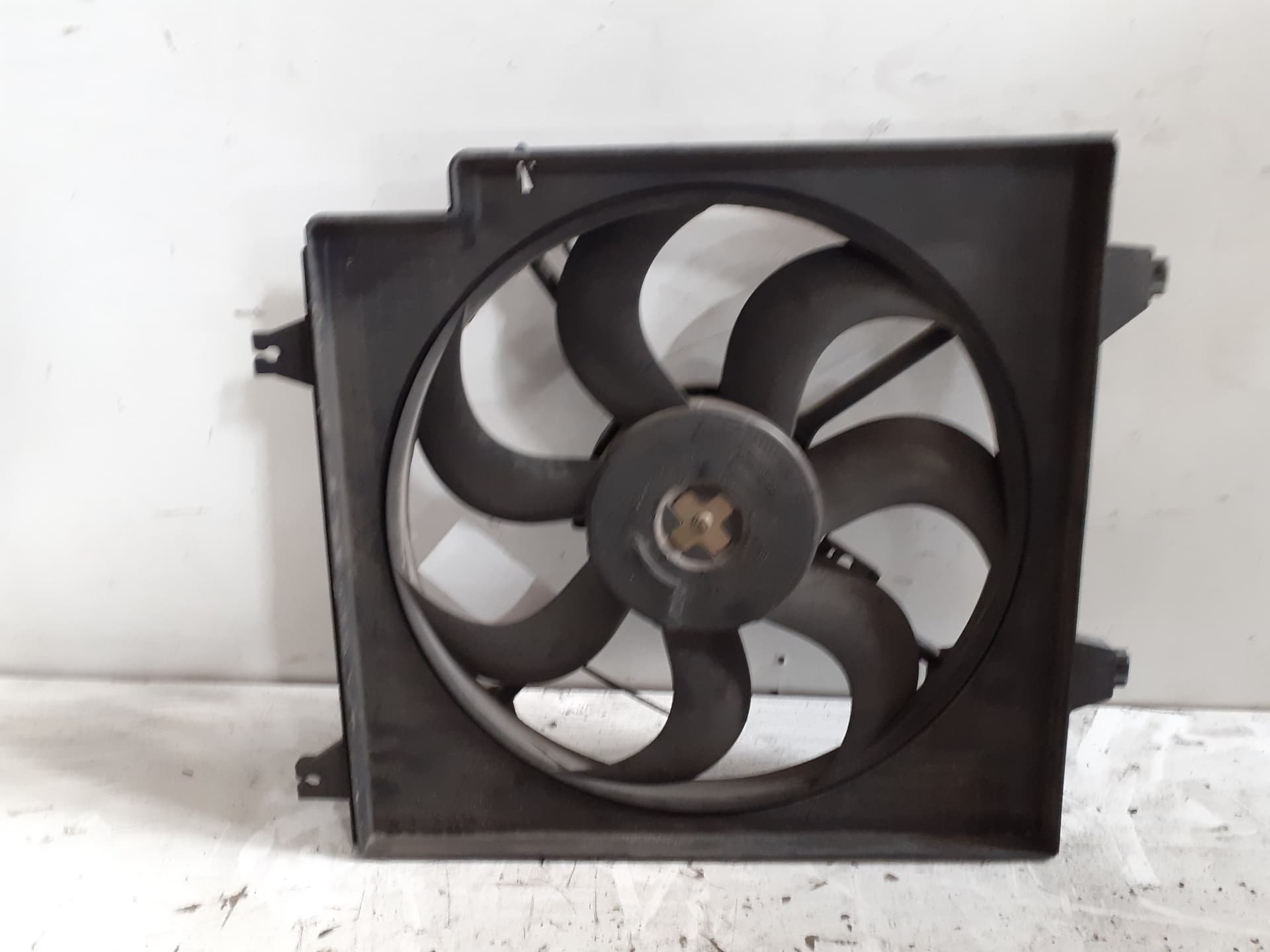 Electroventilador KIA CARENS 3