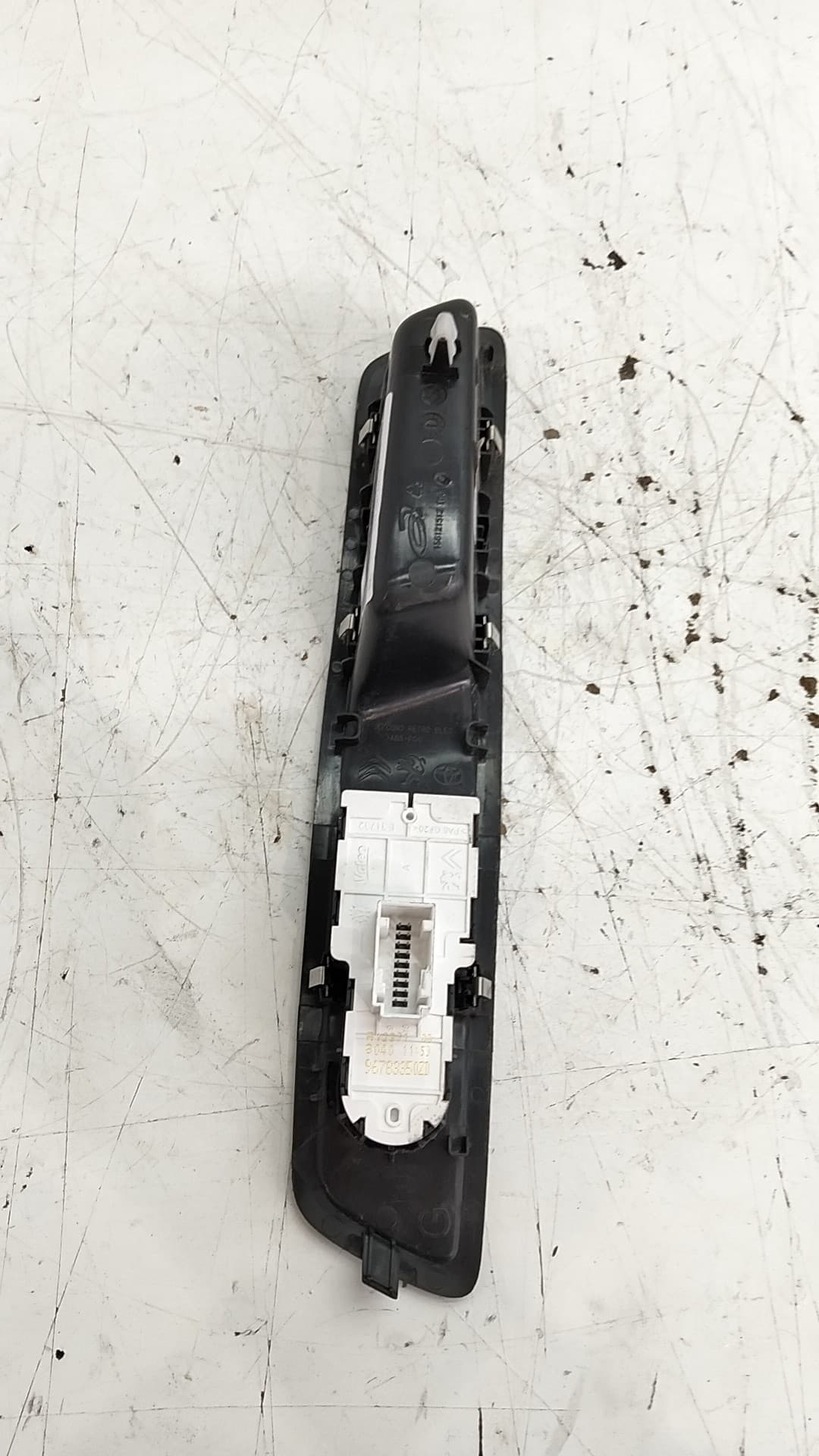 Mando elevalunas delantero izquierdo TOYOTA PROACE 2