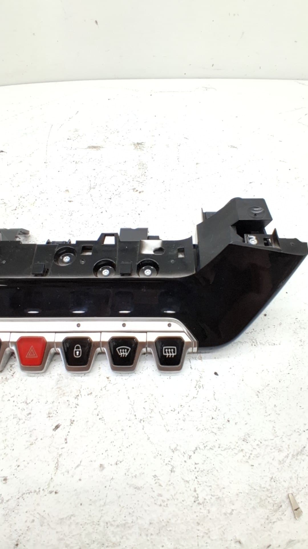 Recambio PEUGEOT 208 ref. 98261078XU 3