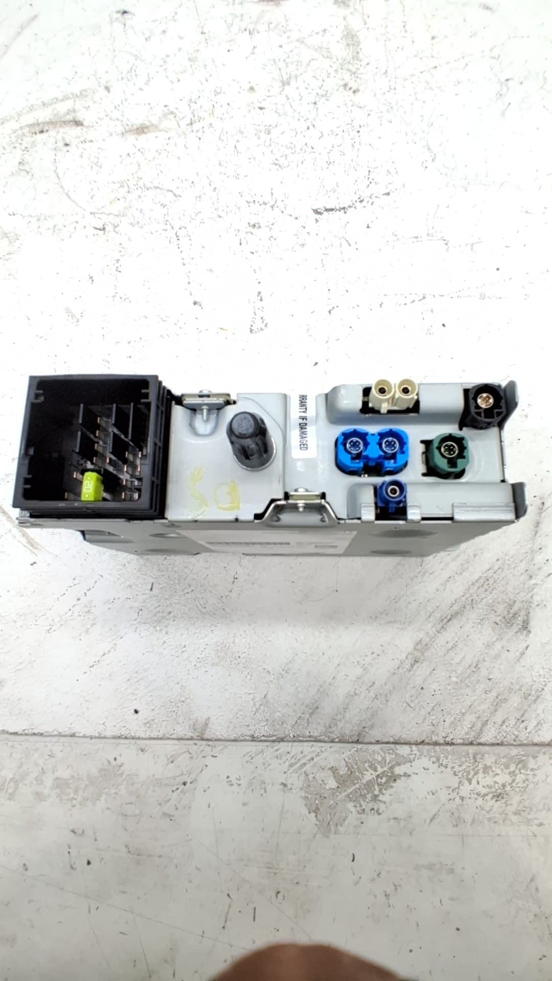 Sistema audio / radio cd PEUGEOT 208 2