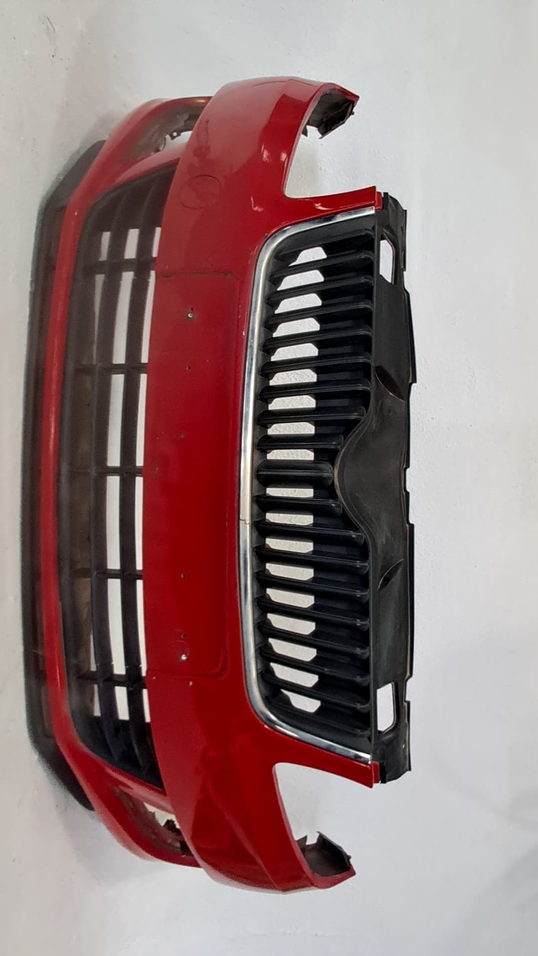 Paragolpes delantero SKODA FABIA (5J2 )