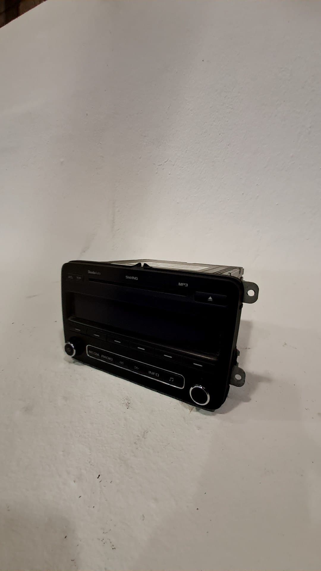 Sistema audio / radio cd SKODA FABIA (5J2 )