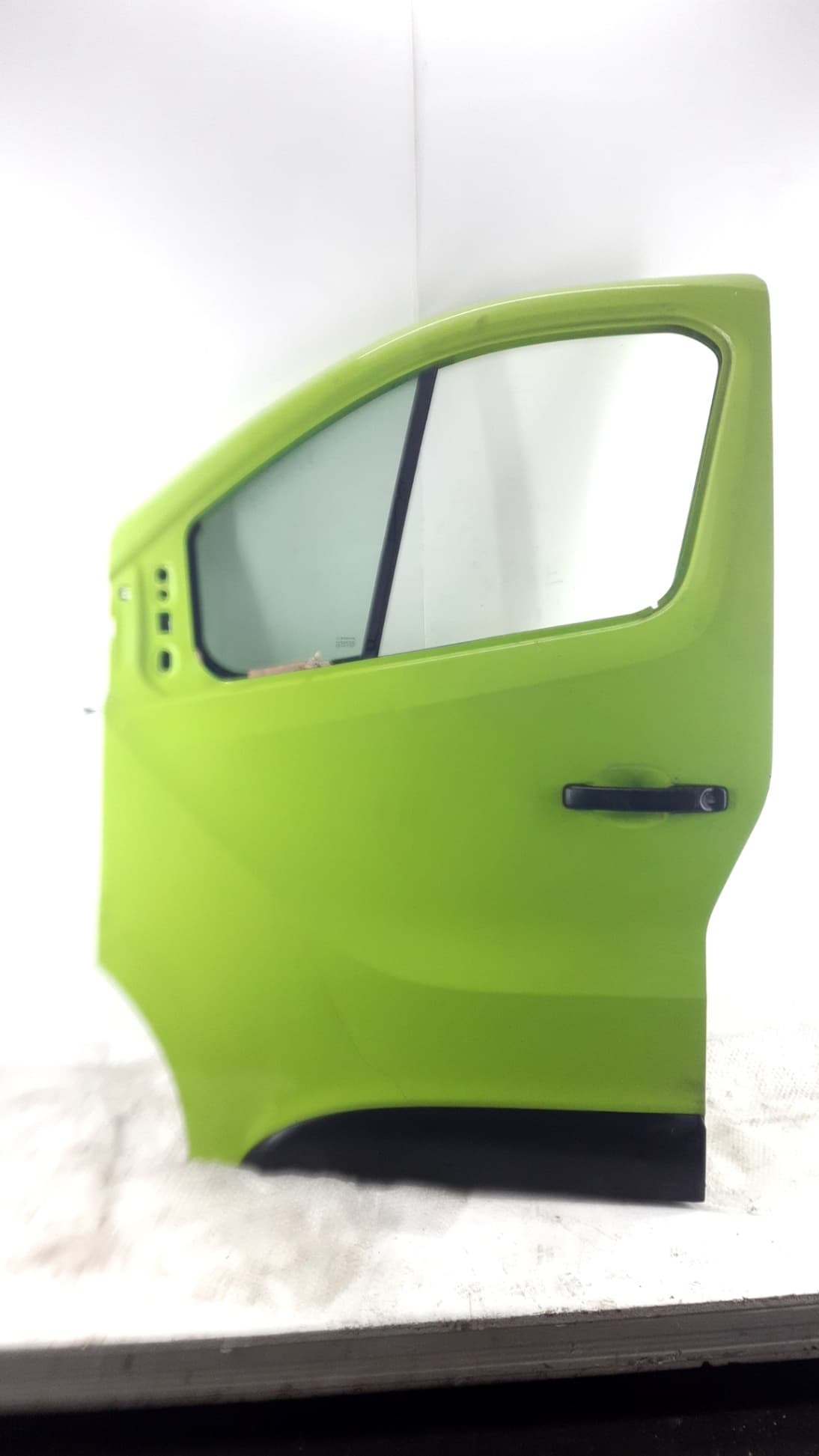Puerta delantera izquierda RENAULT TRAFIC