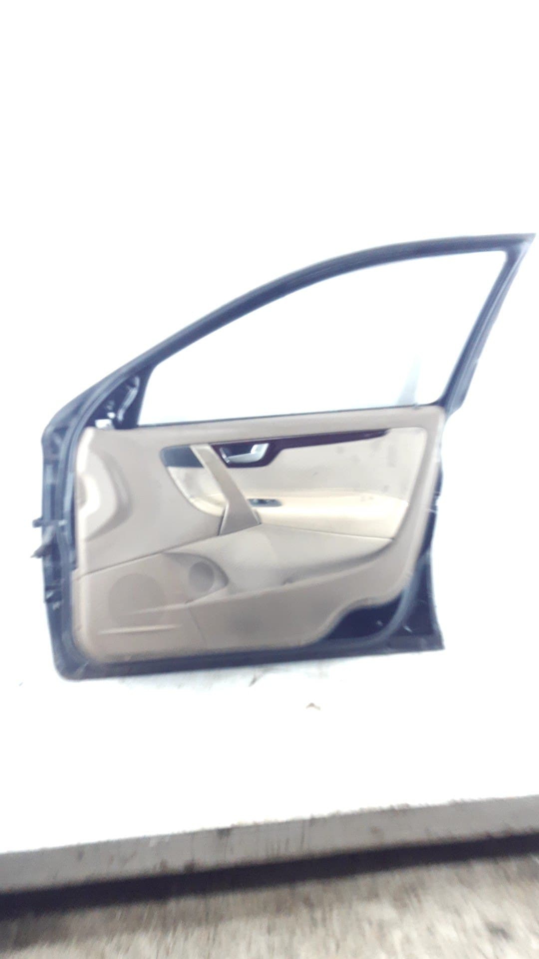 Puerta delantera derecha VOLVO S60 BERLINA 2