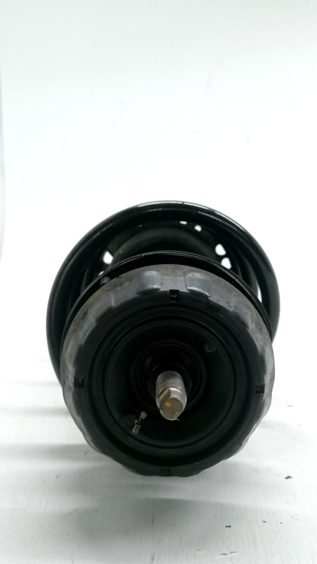 Amortiguador delantero izquierdo KIA STONIC