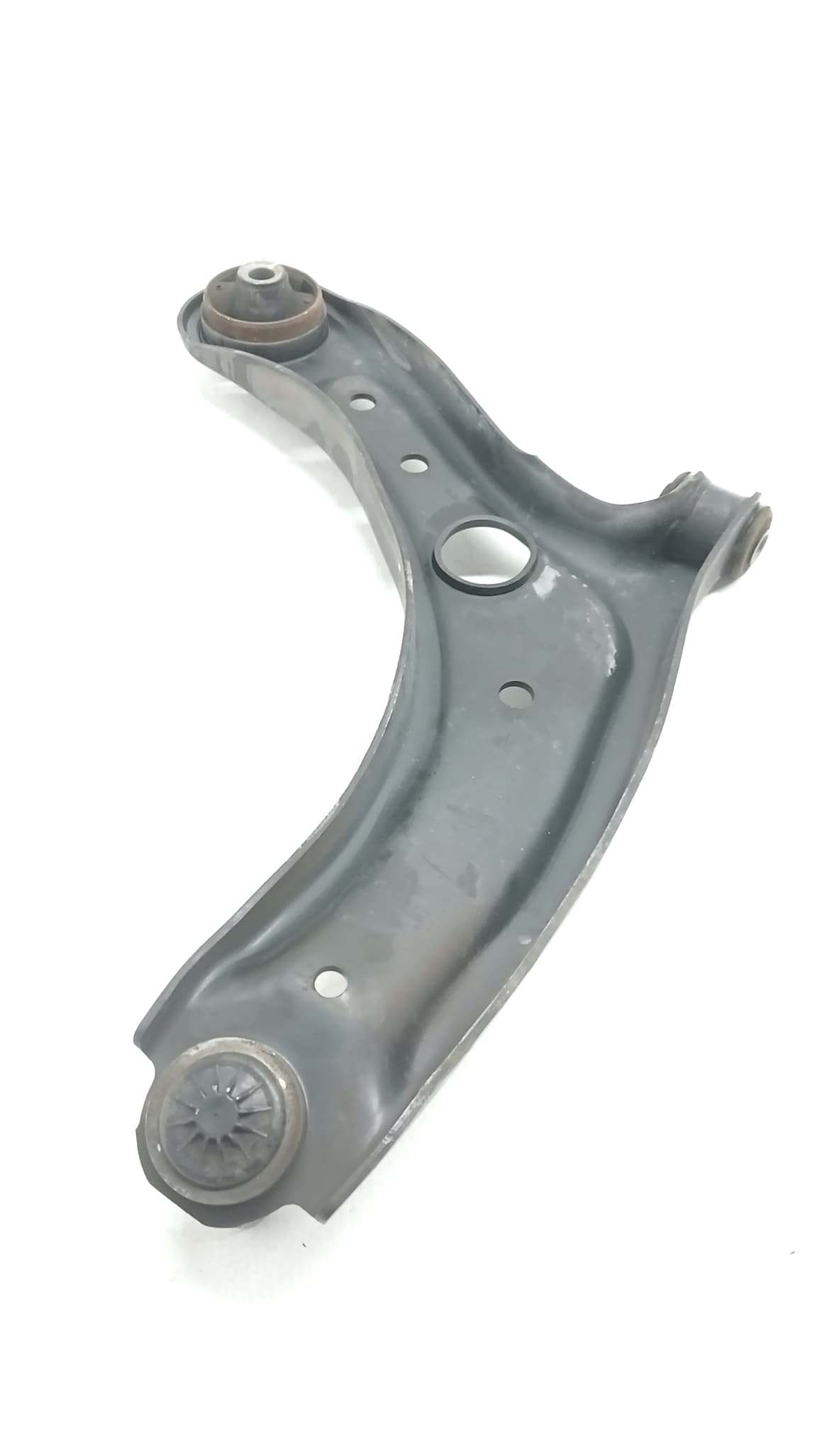 Brazo suspension inferior delantero izquierdo KIA STONIC 2