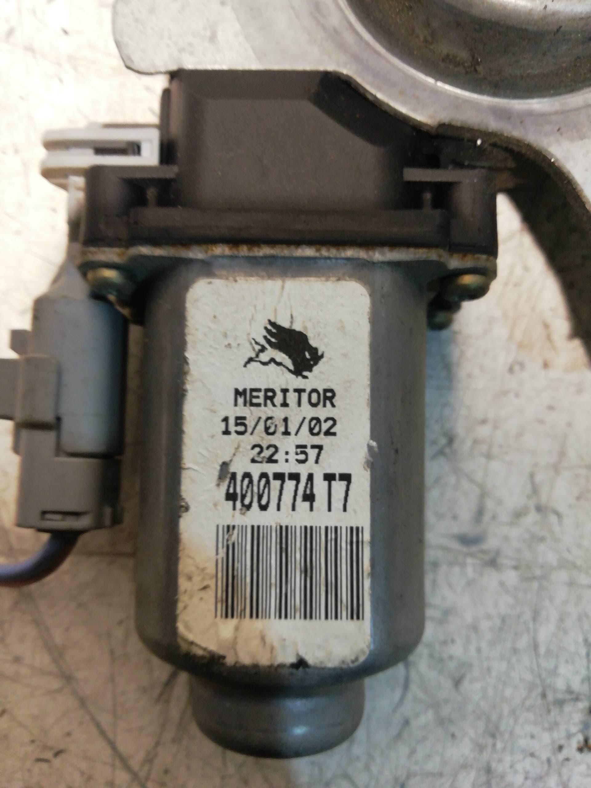 Elevalunas trasero derecho CITROEN XSARA BERLINA 2