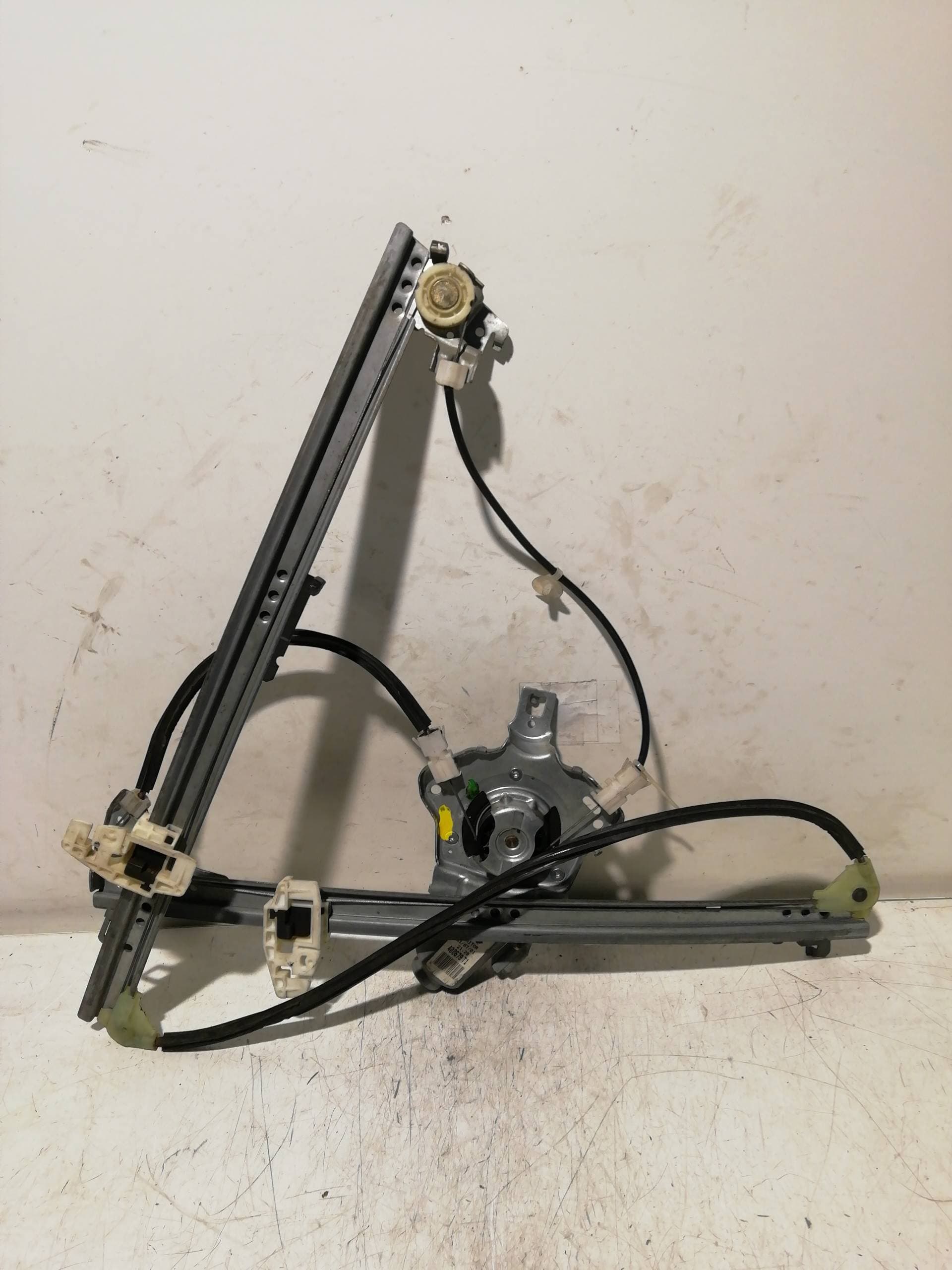 Elevalunas delantero derecho CITROEN XSARA BERLINA 5