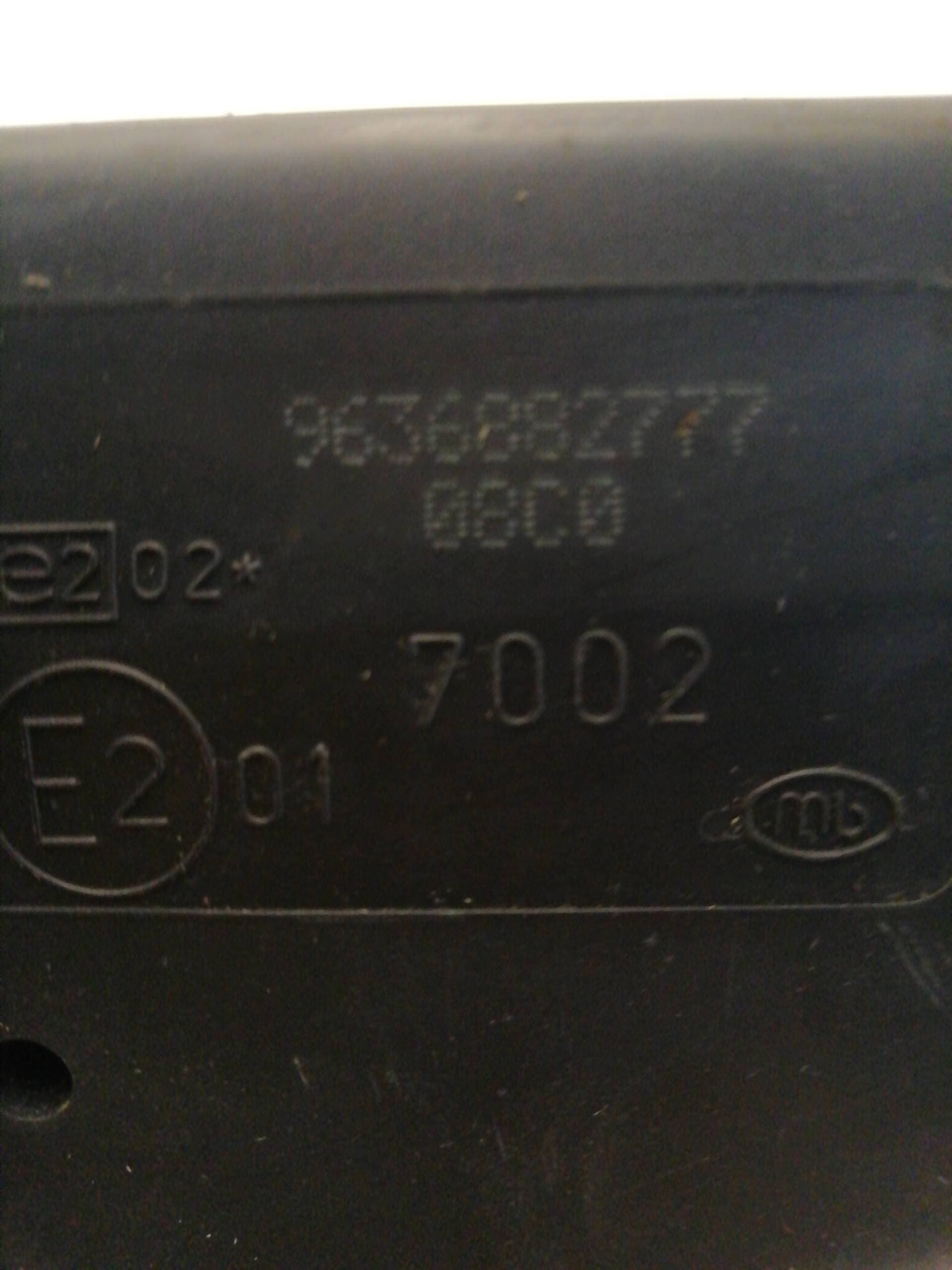 Retrovisor derecho CITROEN XSARA BERLINA 2