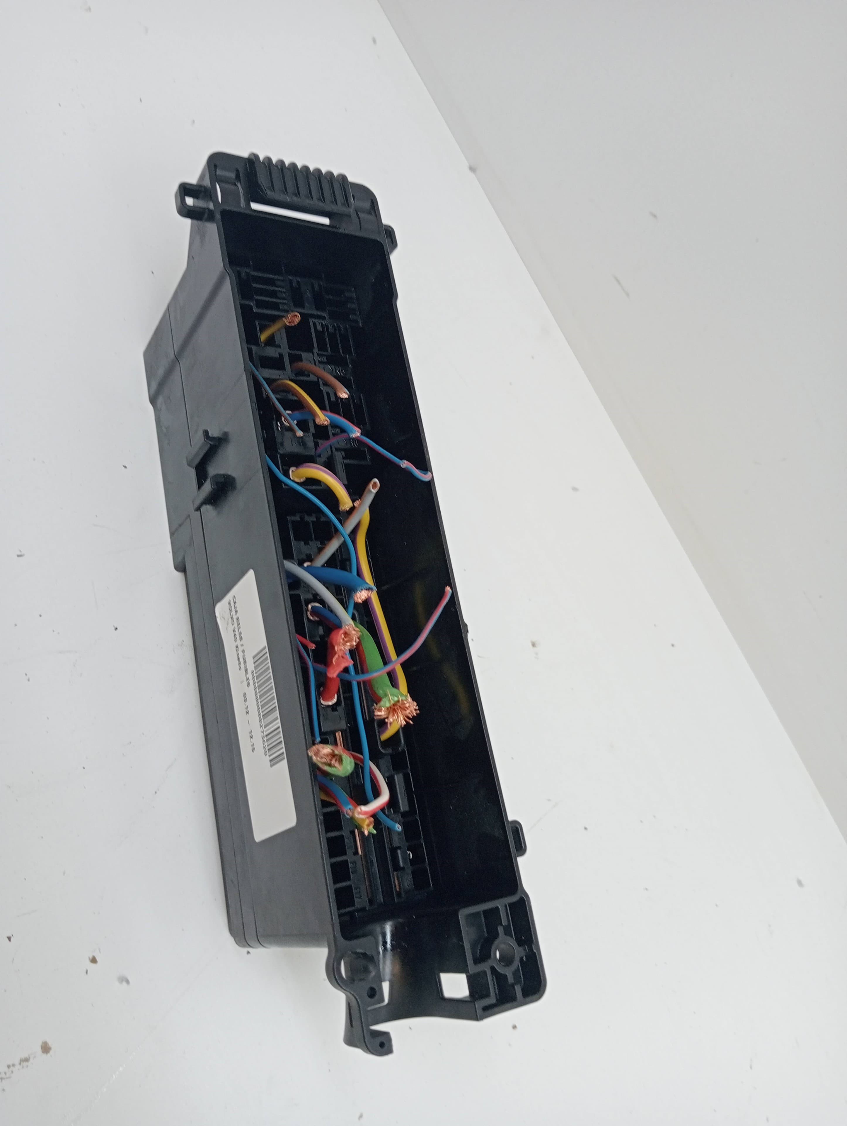 Caja reles / fusibles VOLVO V40 2