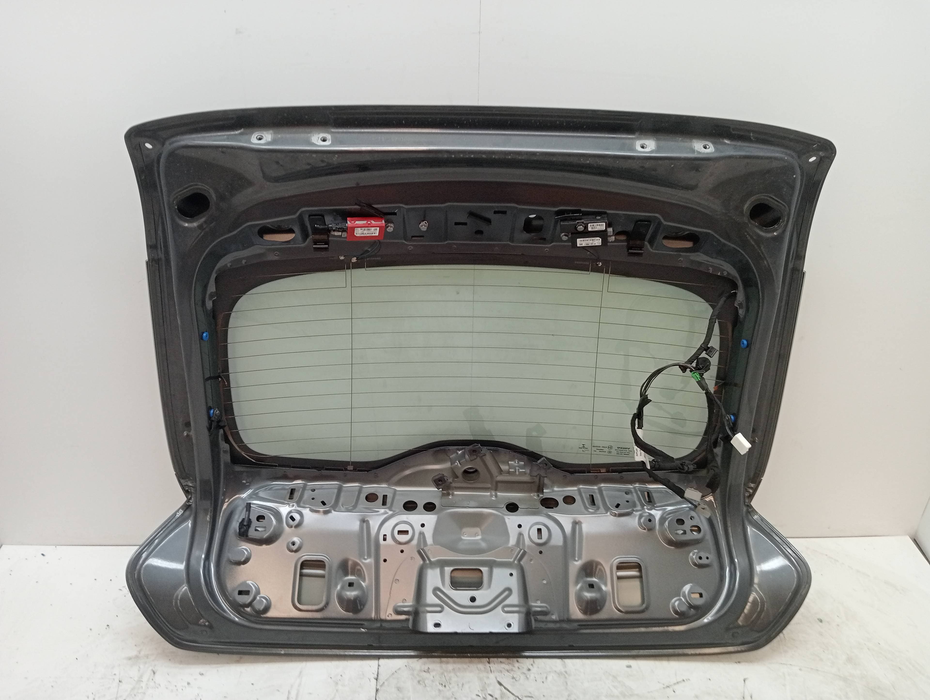 Porton trasero VOLVO V40 2