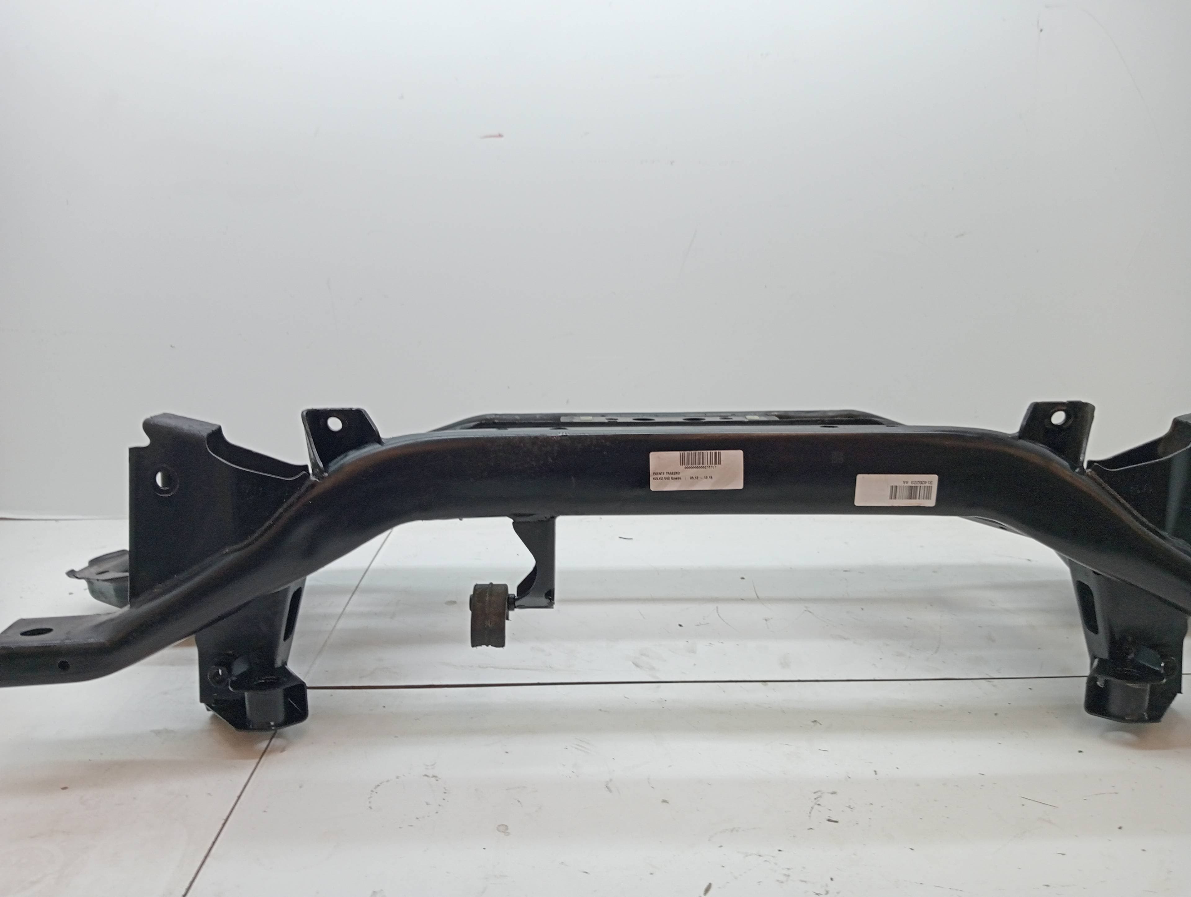 Puente trasero VOLVO V40 3