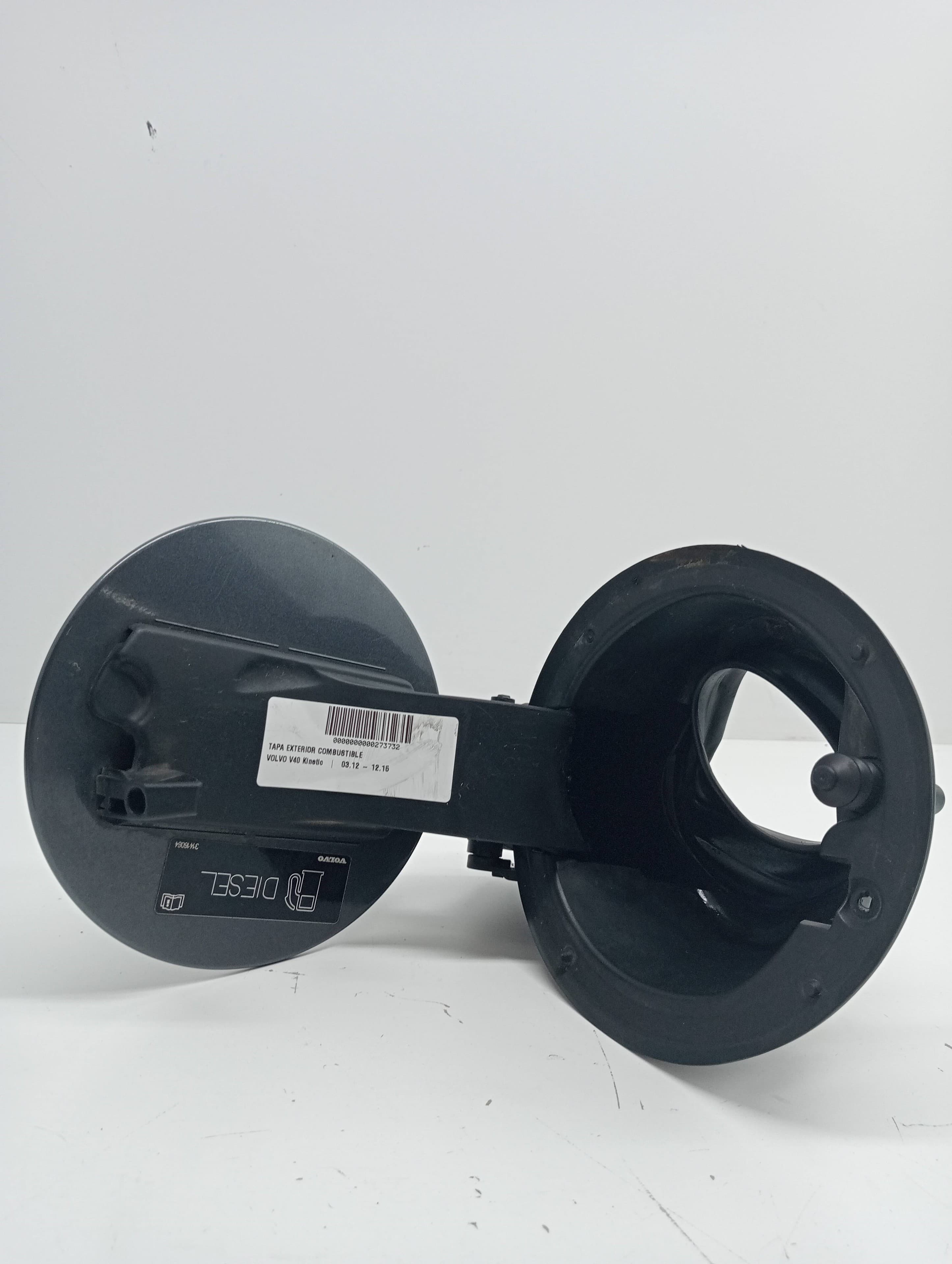 Tapa exterior combustible VOLVO V40