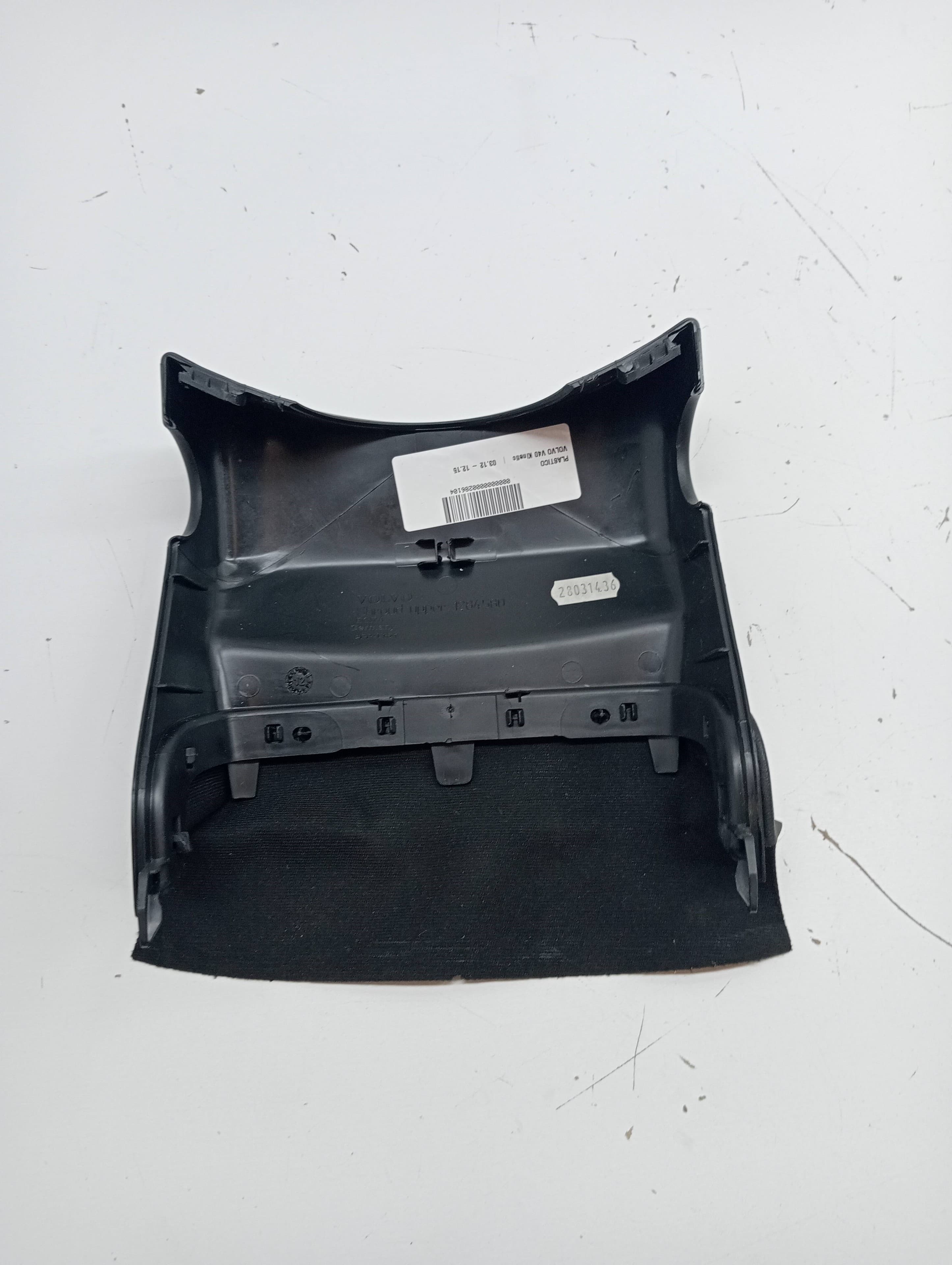 Plastico VOLVO V40 3