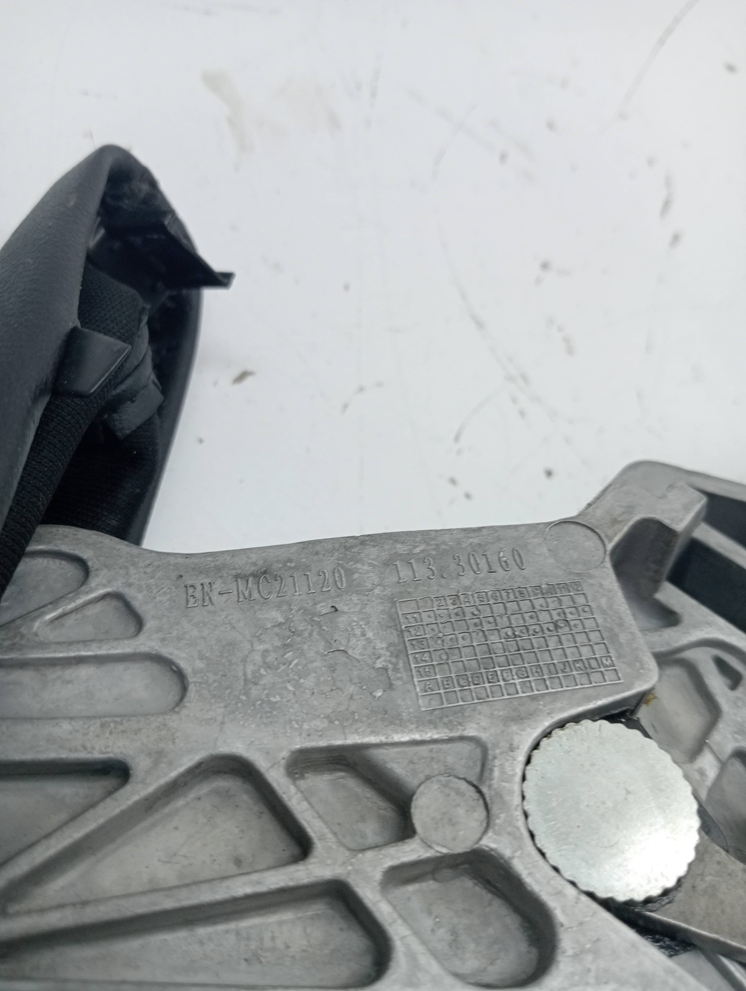 Palanca freno de mano VOLVO V40 3